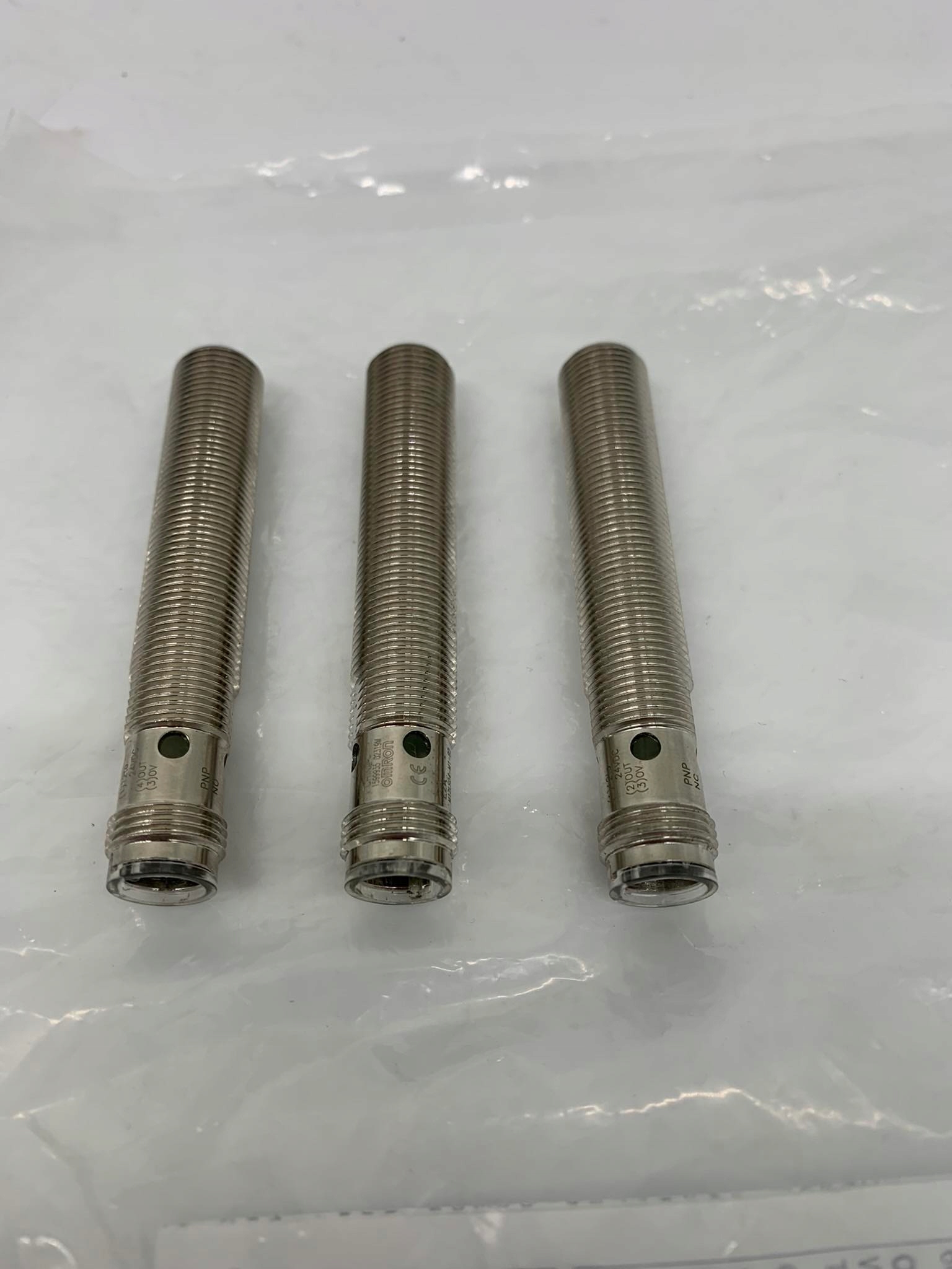 Omron E2A-M12LS04-M1-B2 Inductive sensor Marka Omron