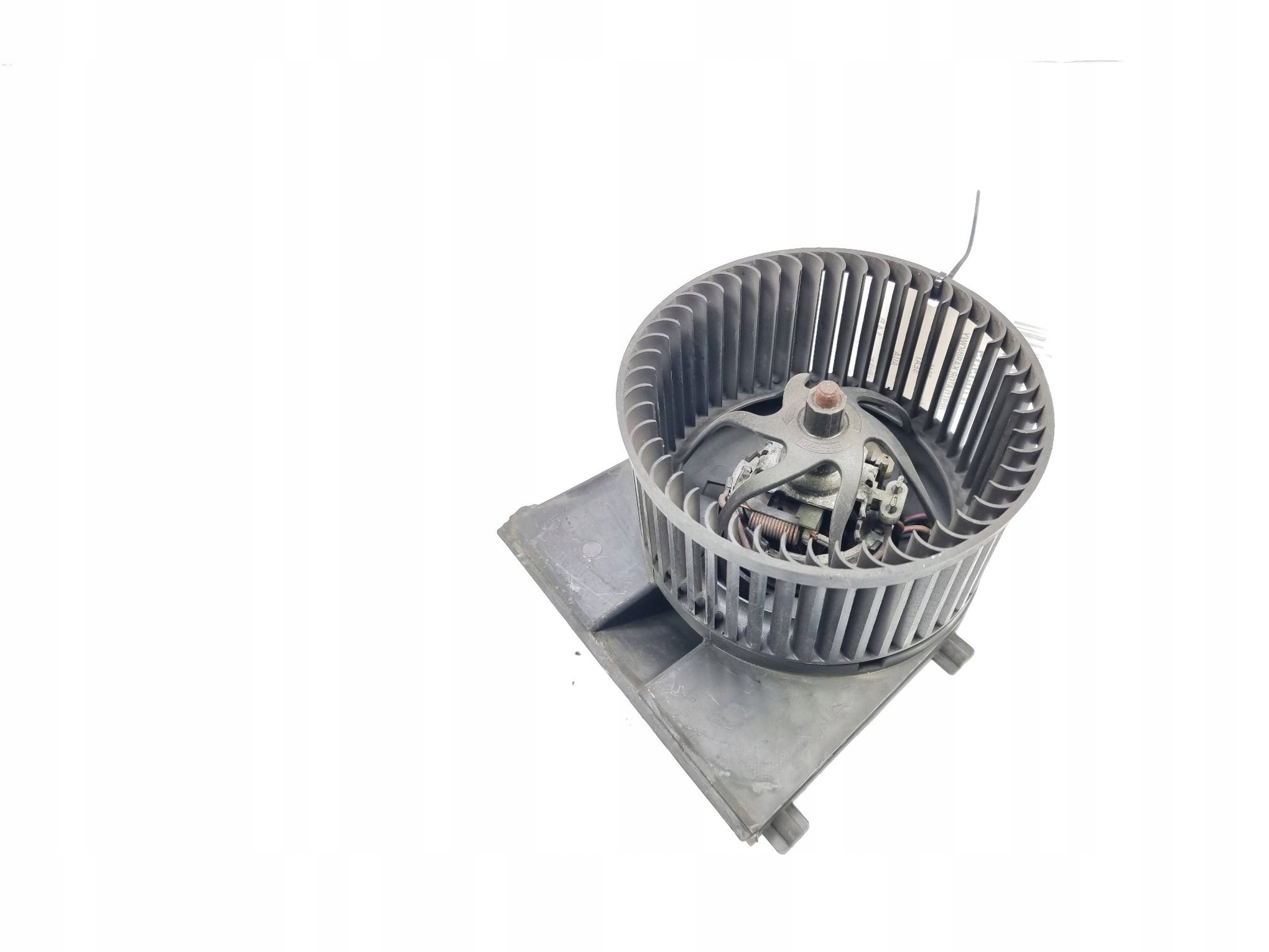 ventilator kabinski 1J1819021B SEAT IBIZA II