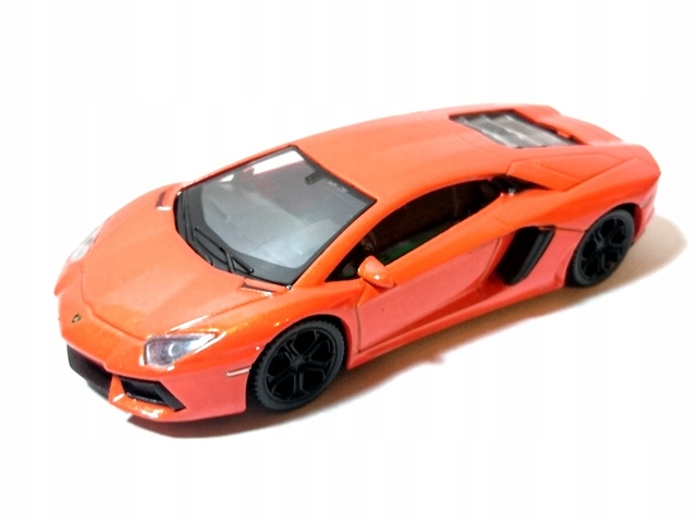 LAMBORGHINI AVENTADOR LP 700-4 MODEL WELLY Model Lamborghini