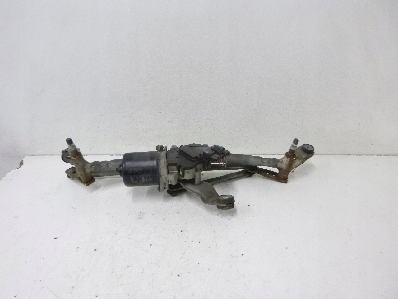wiper mechanism front Renault Megane II 03r.