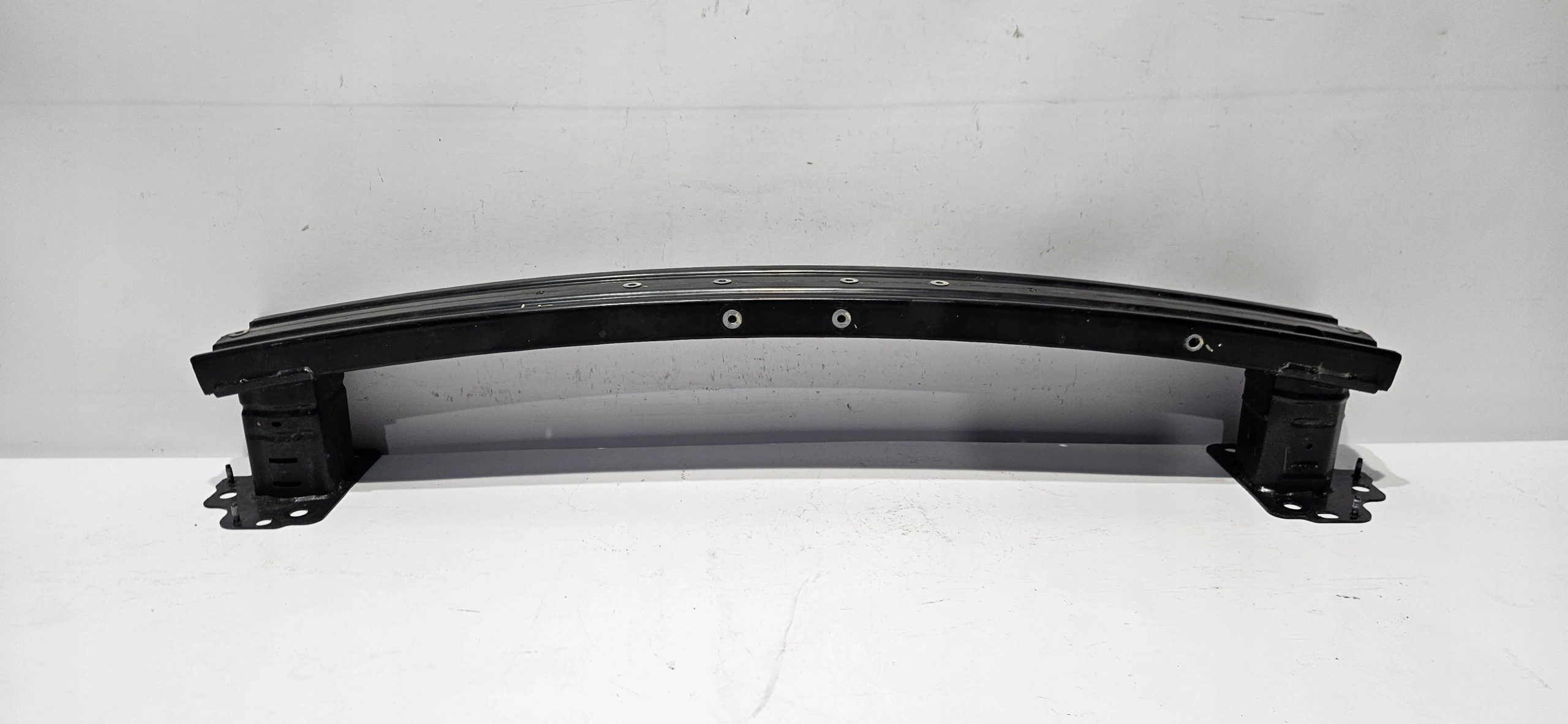 BELKA ZDERZAKA PRZEDNIA RENAULT ARKANA 19- Typ samochodu Samochody osobowe