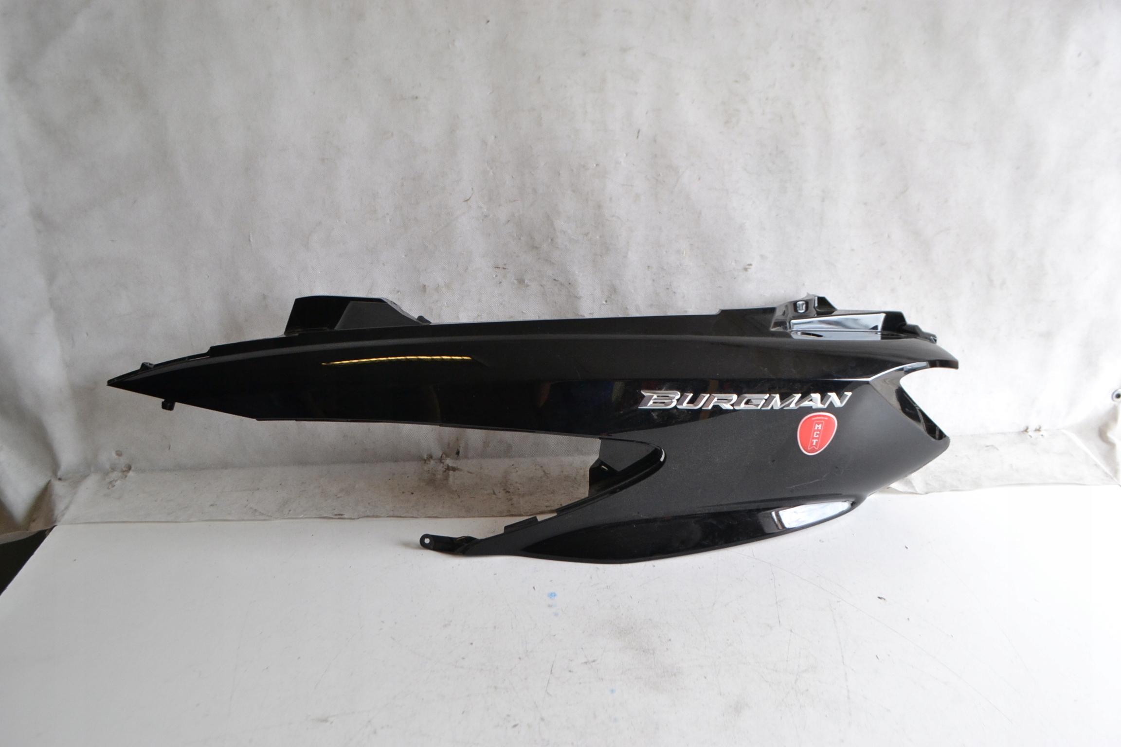 47211-12JA2 - хвіст бекон Suzuki Burgman 125 200 13-17