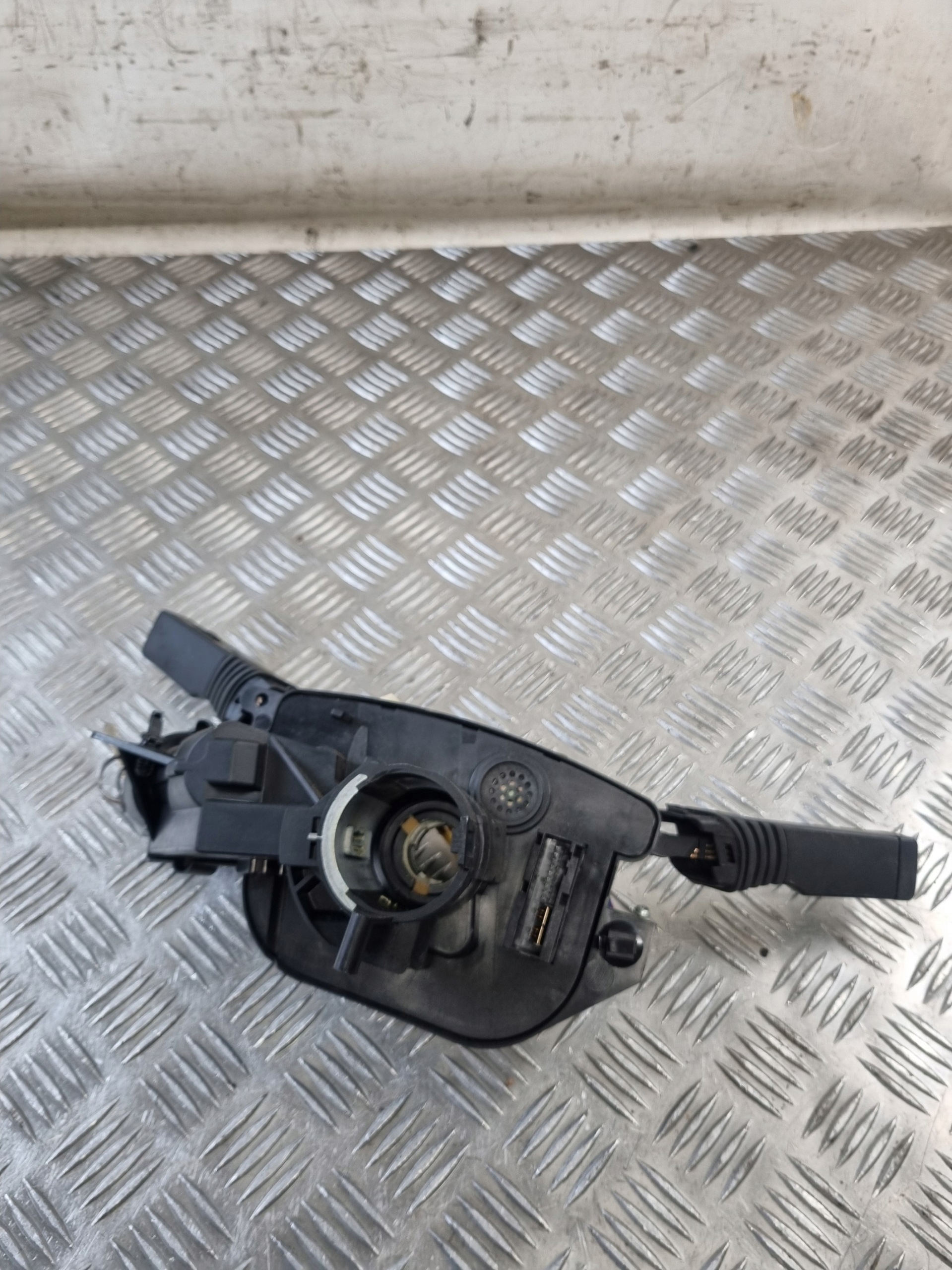 ZESPOLONY OPEL SIGNUM