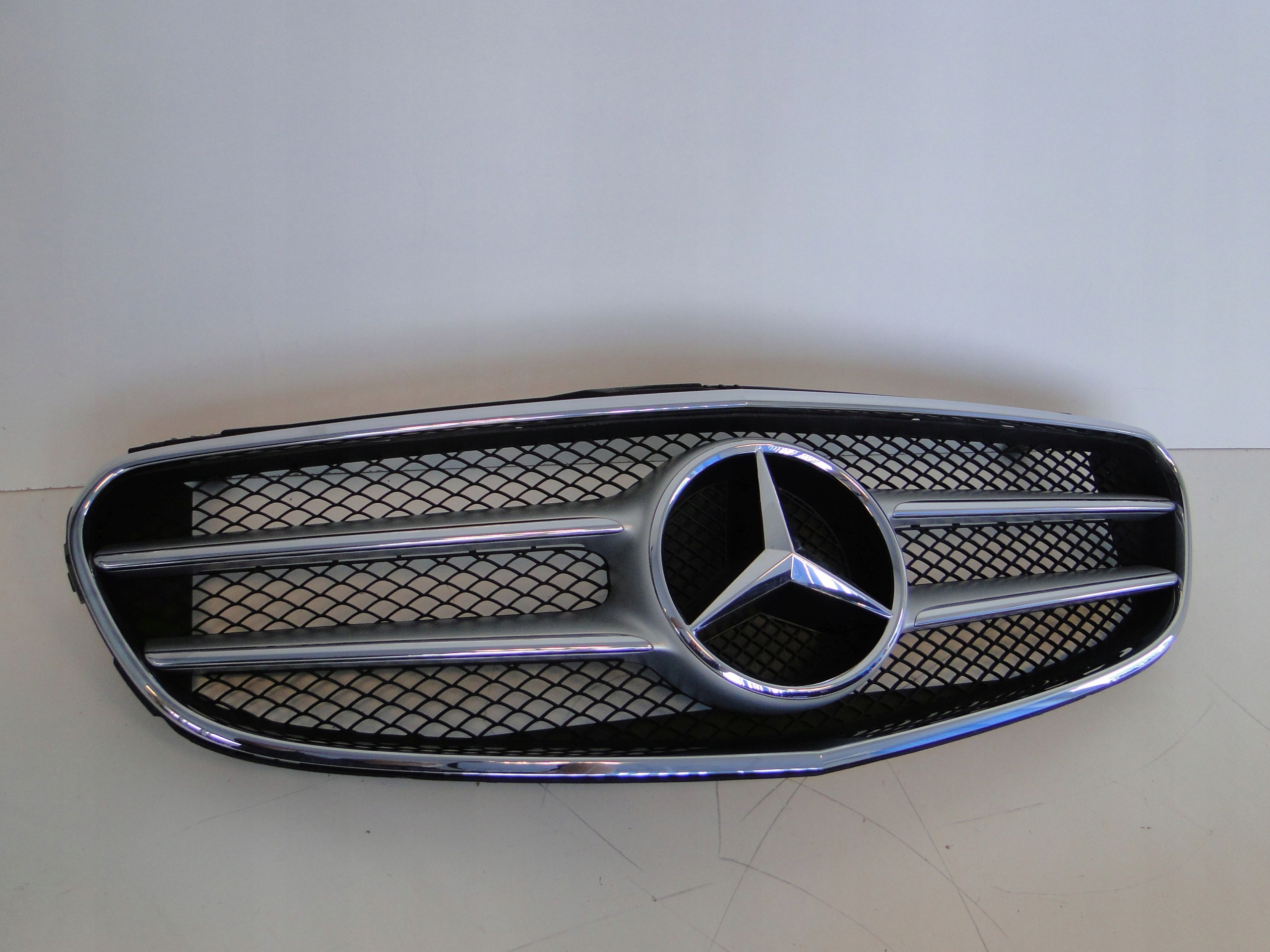 MERCEDES CLS 218 W218 GRILL ATRAPA LIFT AMG Typ samochodu Samochody osobowe