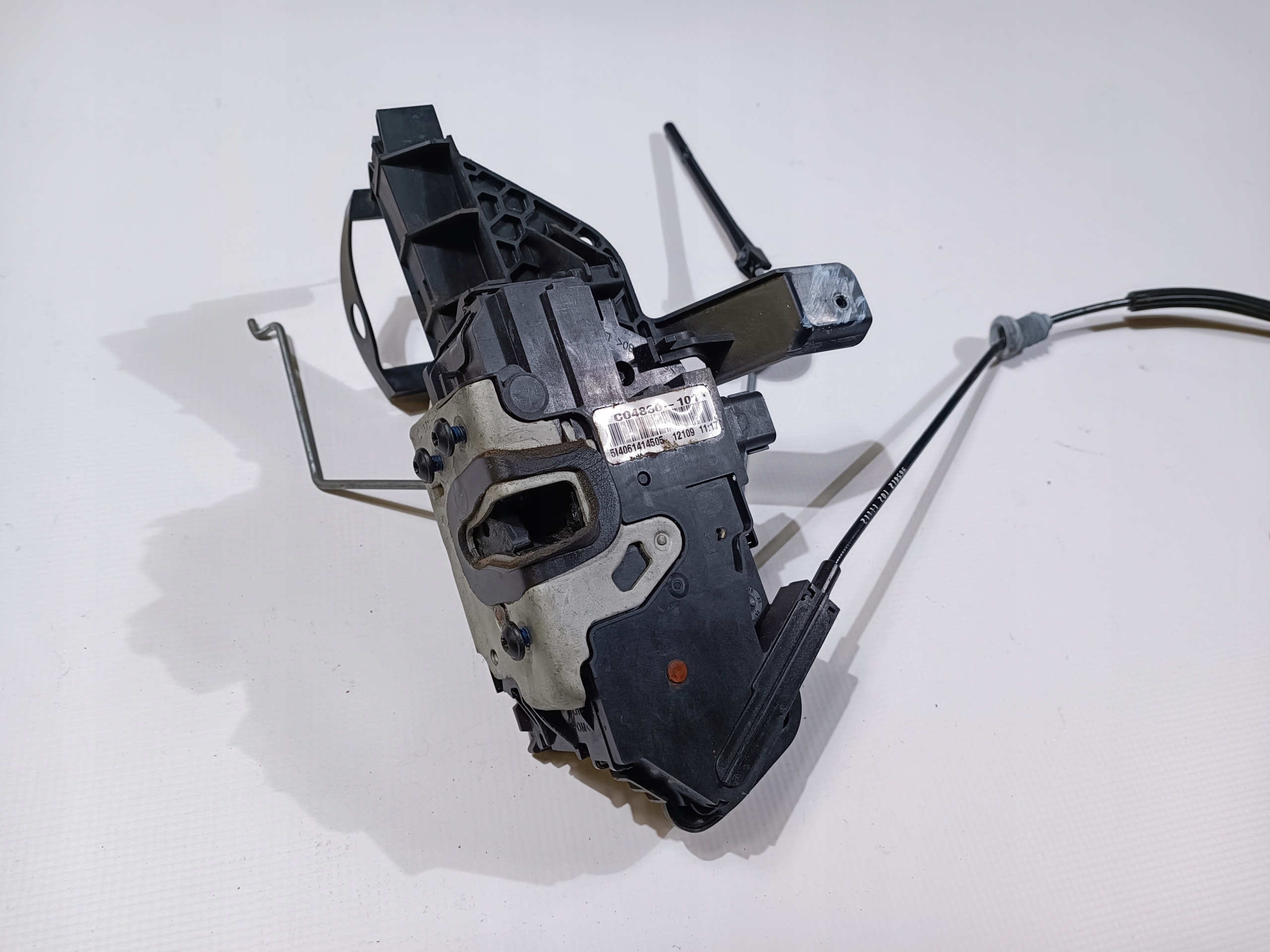 lock door left front Ford Flex 2013