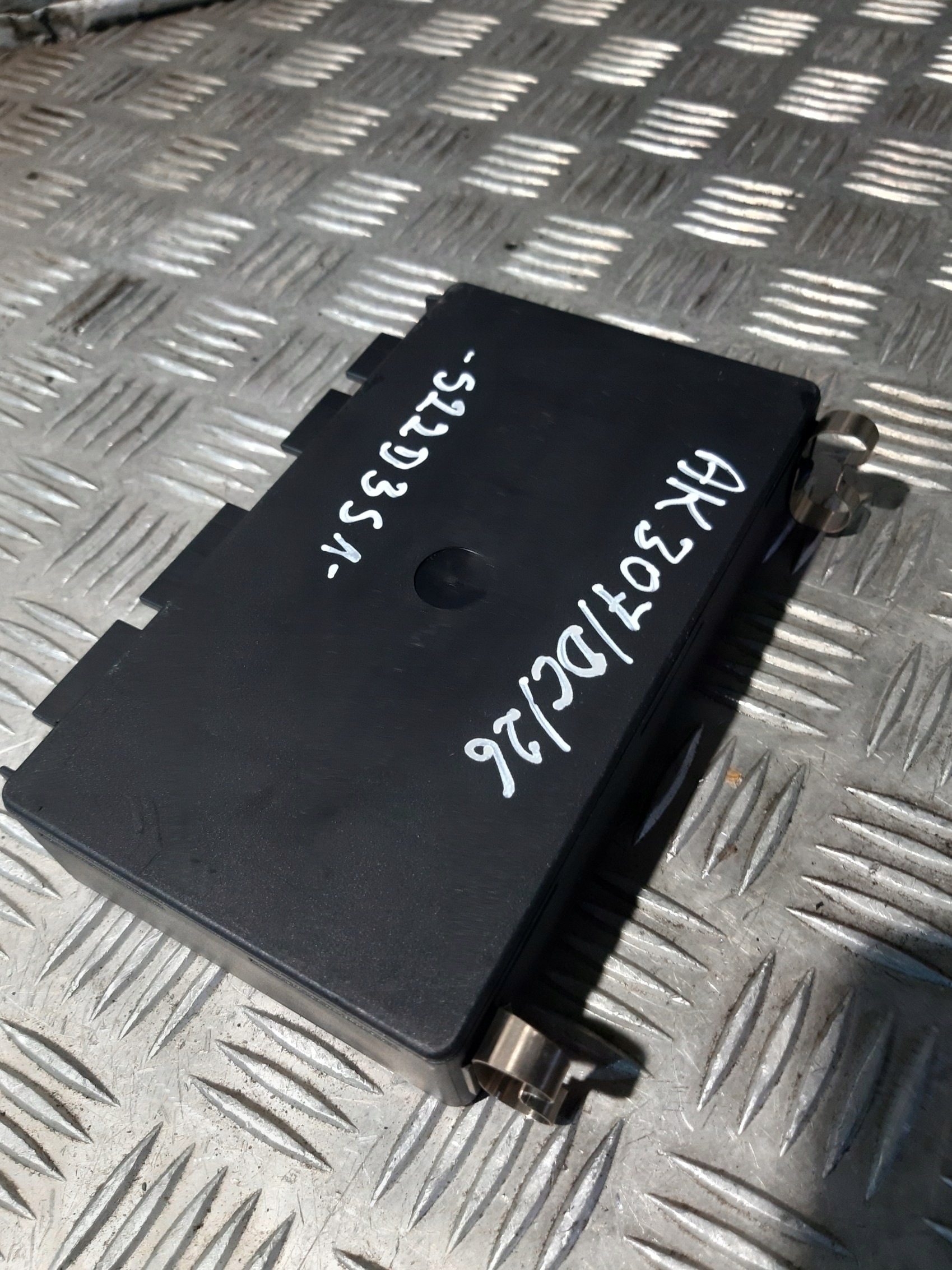 control unit MERCEDES 0004462035 ZGS002