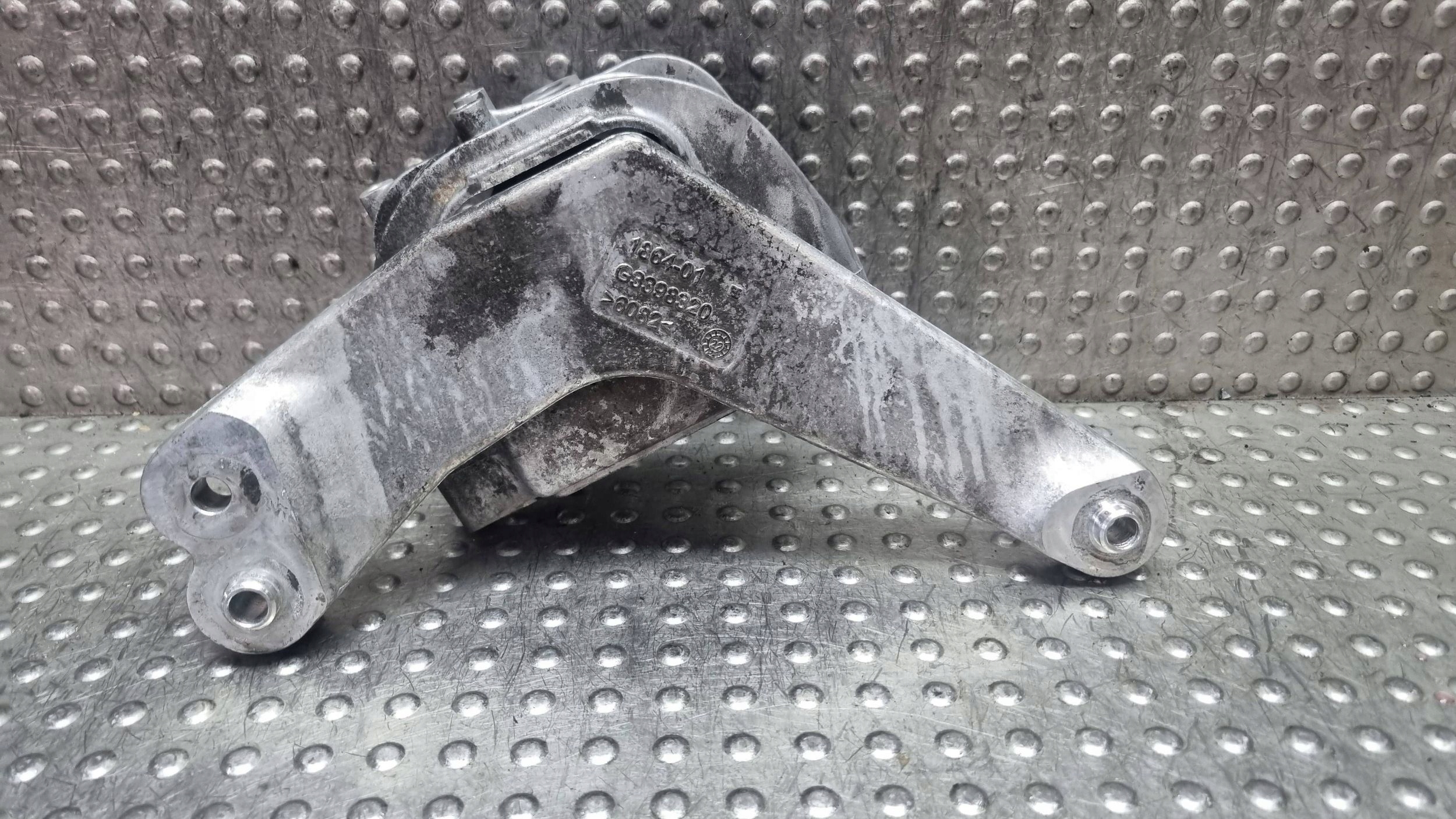 holder engine mount 5WA199262F SUPERB III A3 8Y Q3 F3 PASSAT B8 1.4 E-TSI