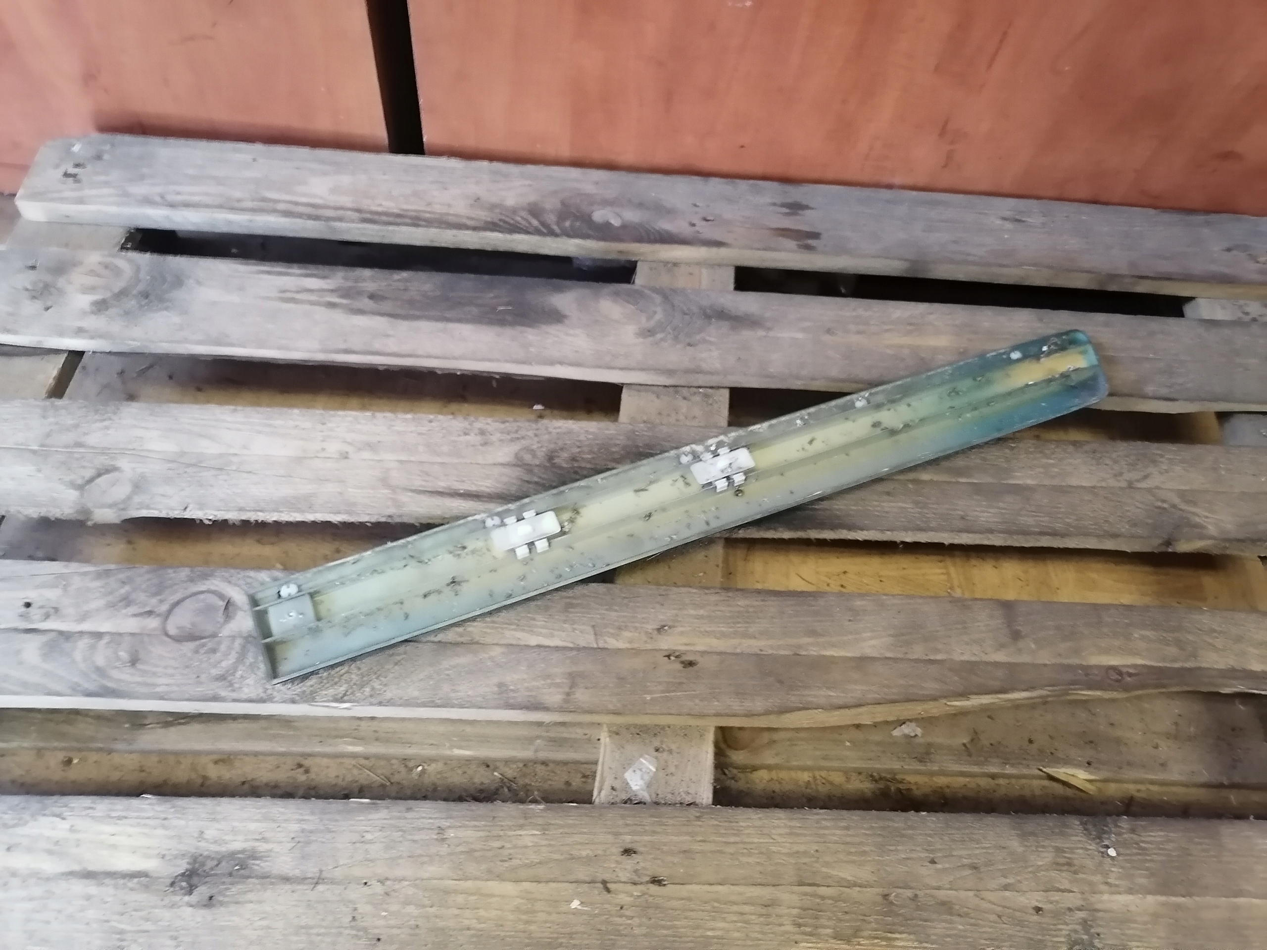 moulding door right rear part MERCEDES E W210 A2106901062