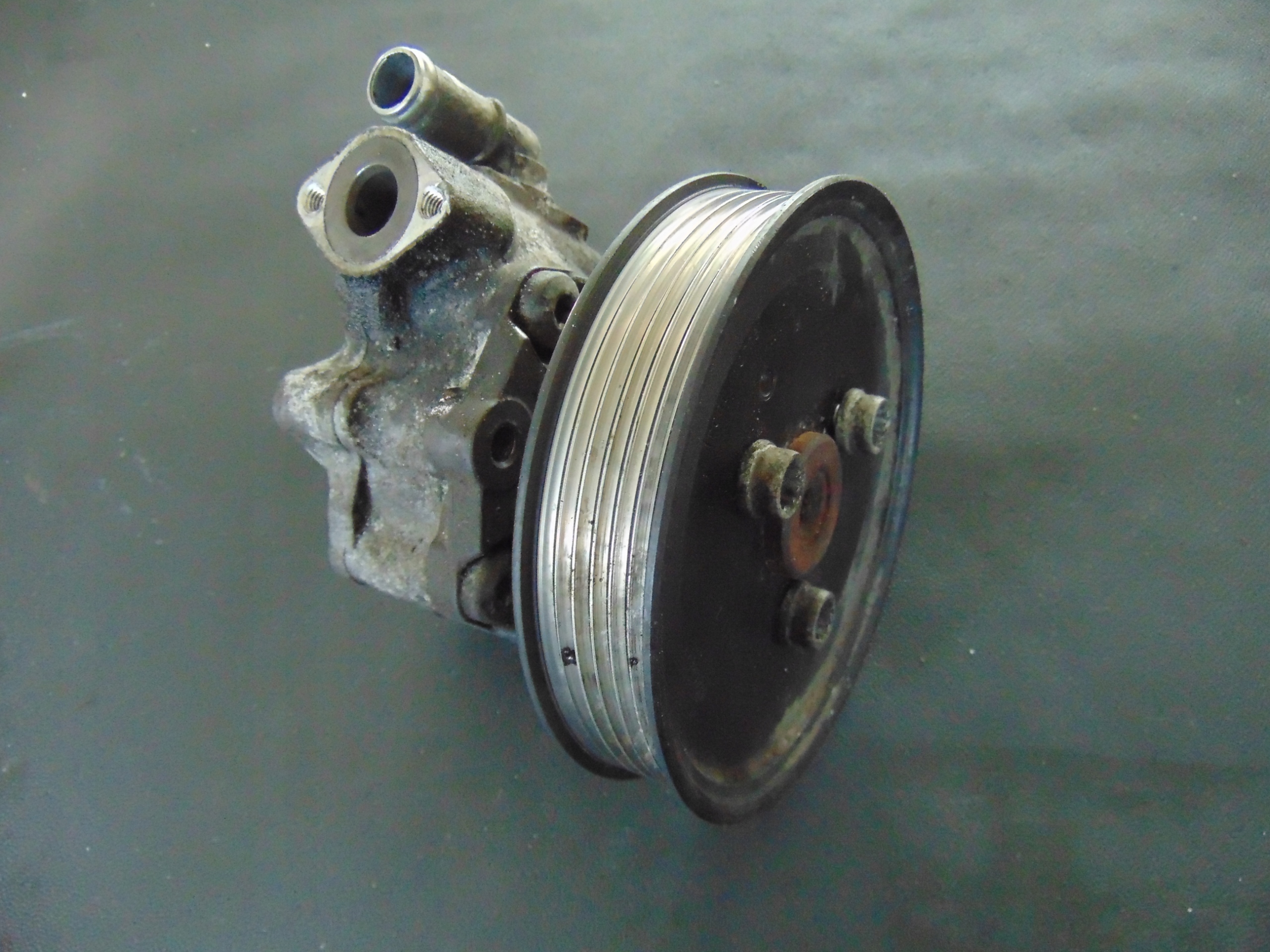 POMPA WSPOMAGANIA AUDI A4 B8 3.0TDI