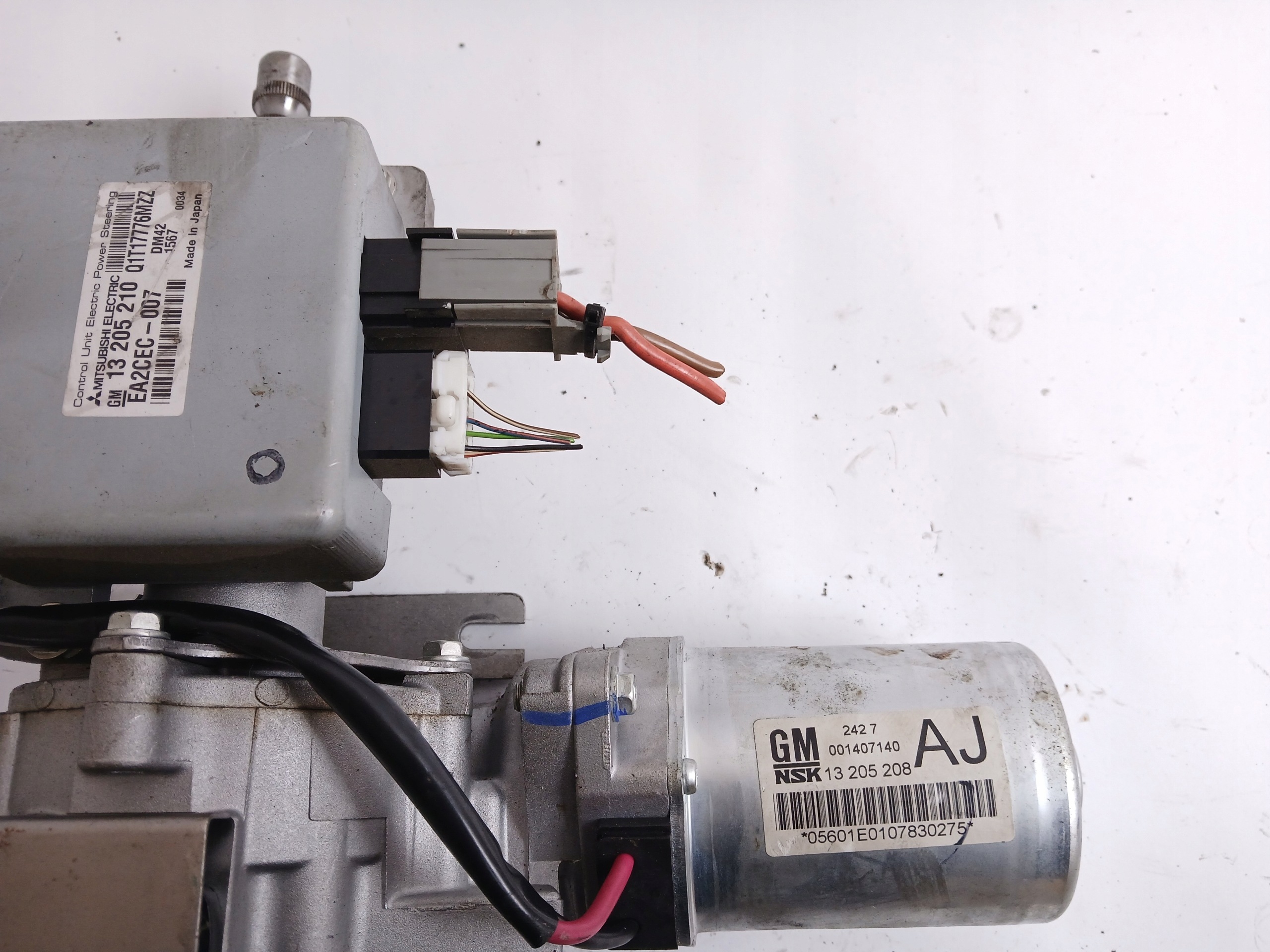 OPEL CORSA C steering wheel rod control 13205210 13205208