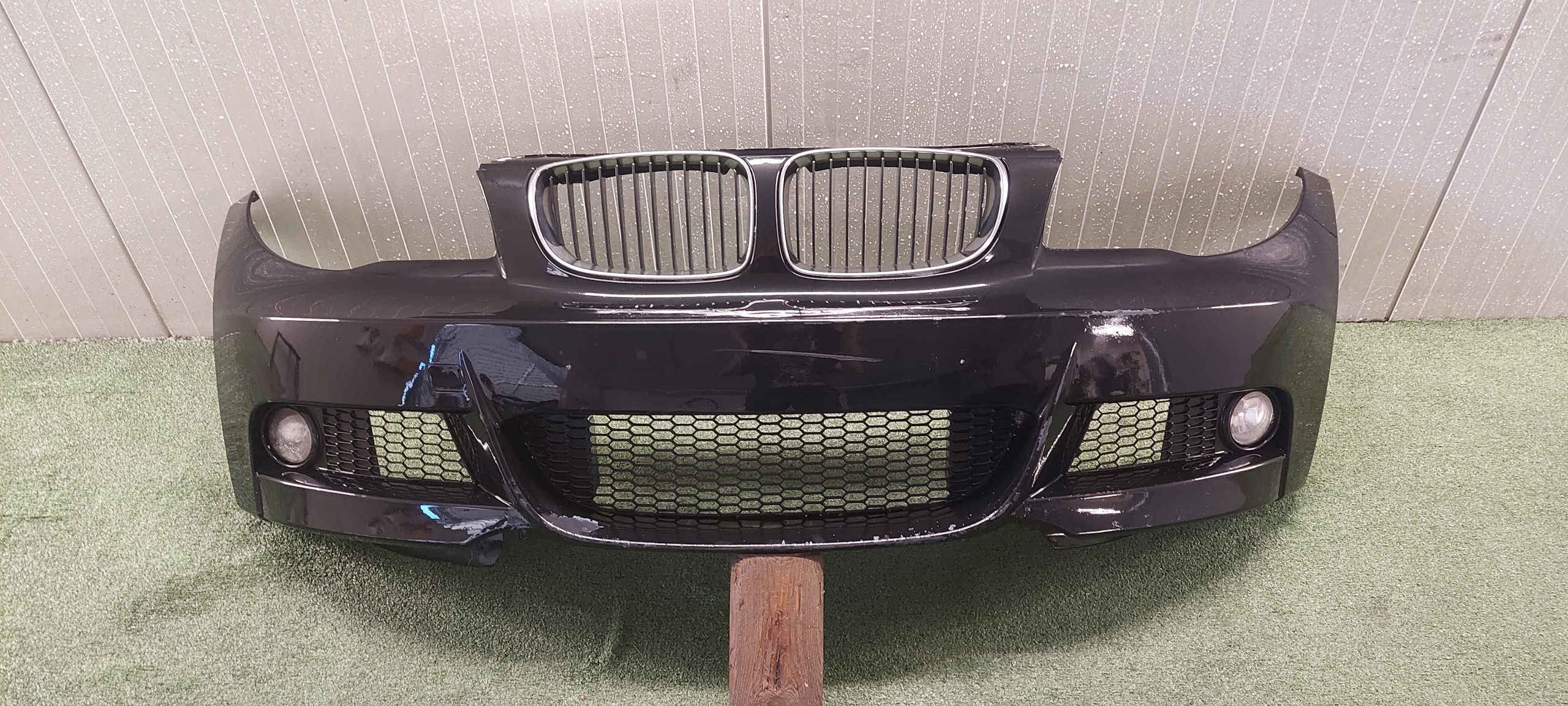 nárazník BMW 1 E81 E82 E87 E88 m-packet LAK: 475