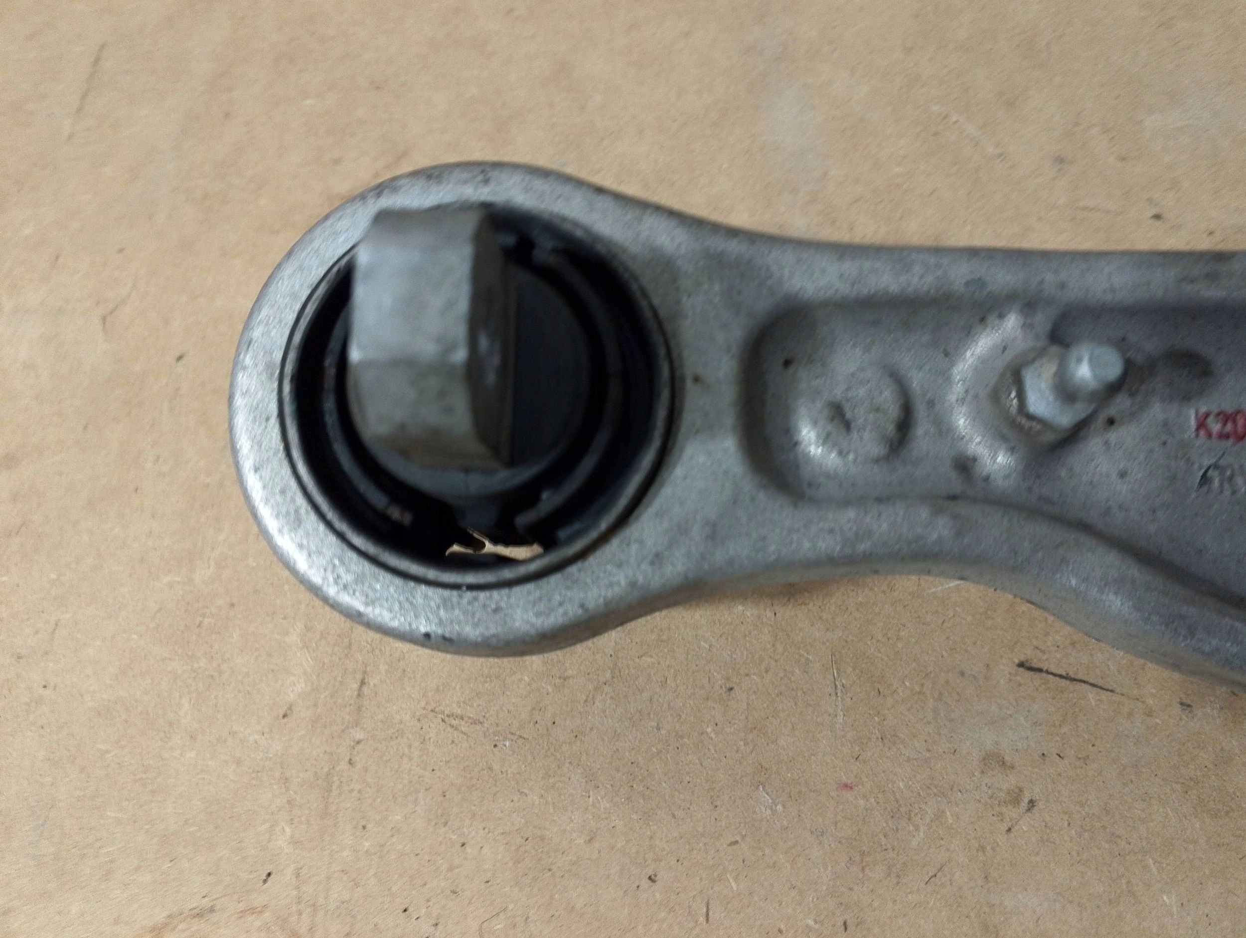 ALFA STELVIO arm front left front K2061-02 C467 (Q423)