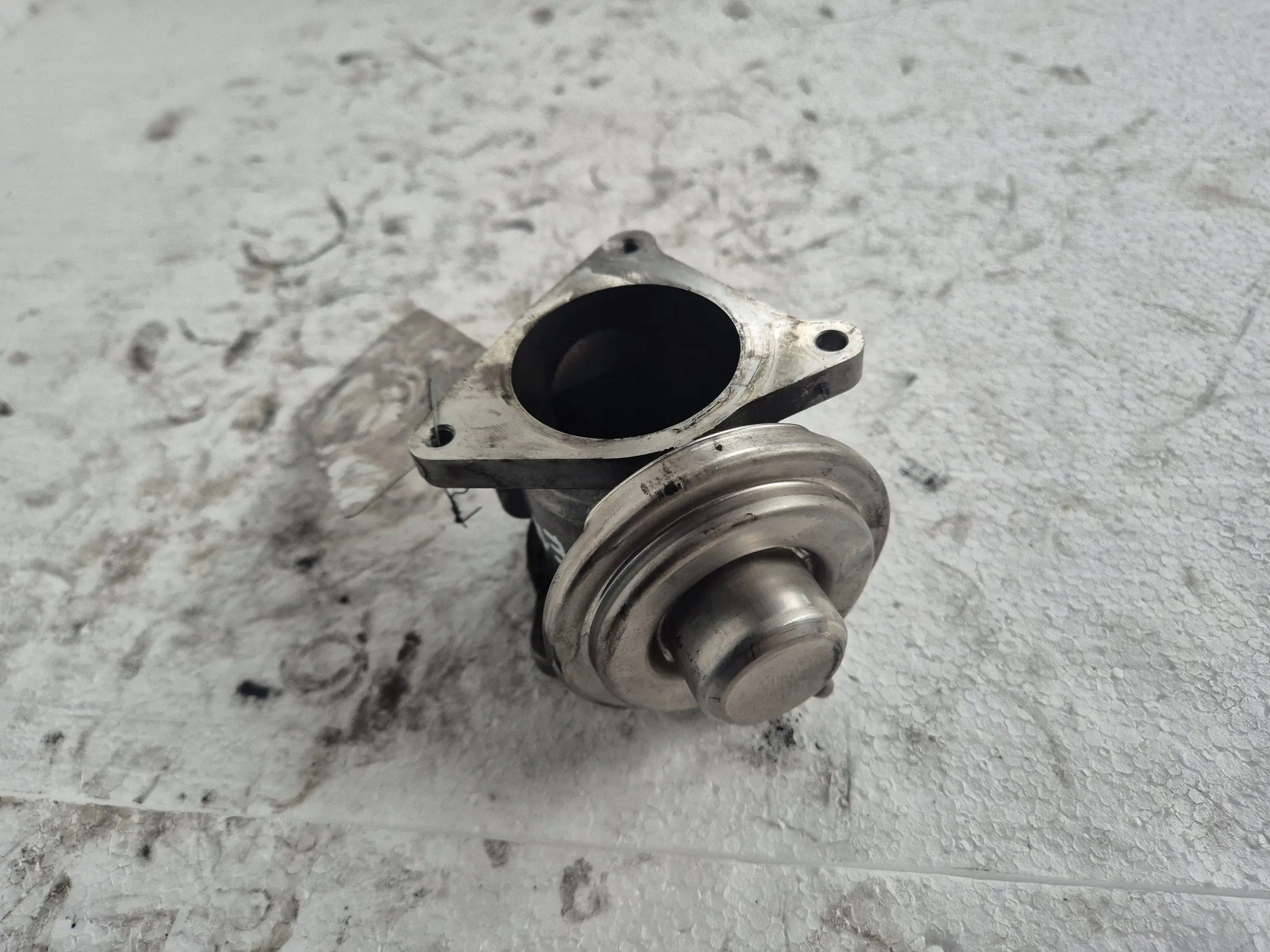 AGR-Ventil 038129637D Vw Golf V 1.9 2.0 TDI 03