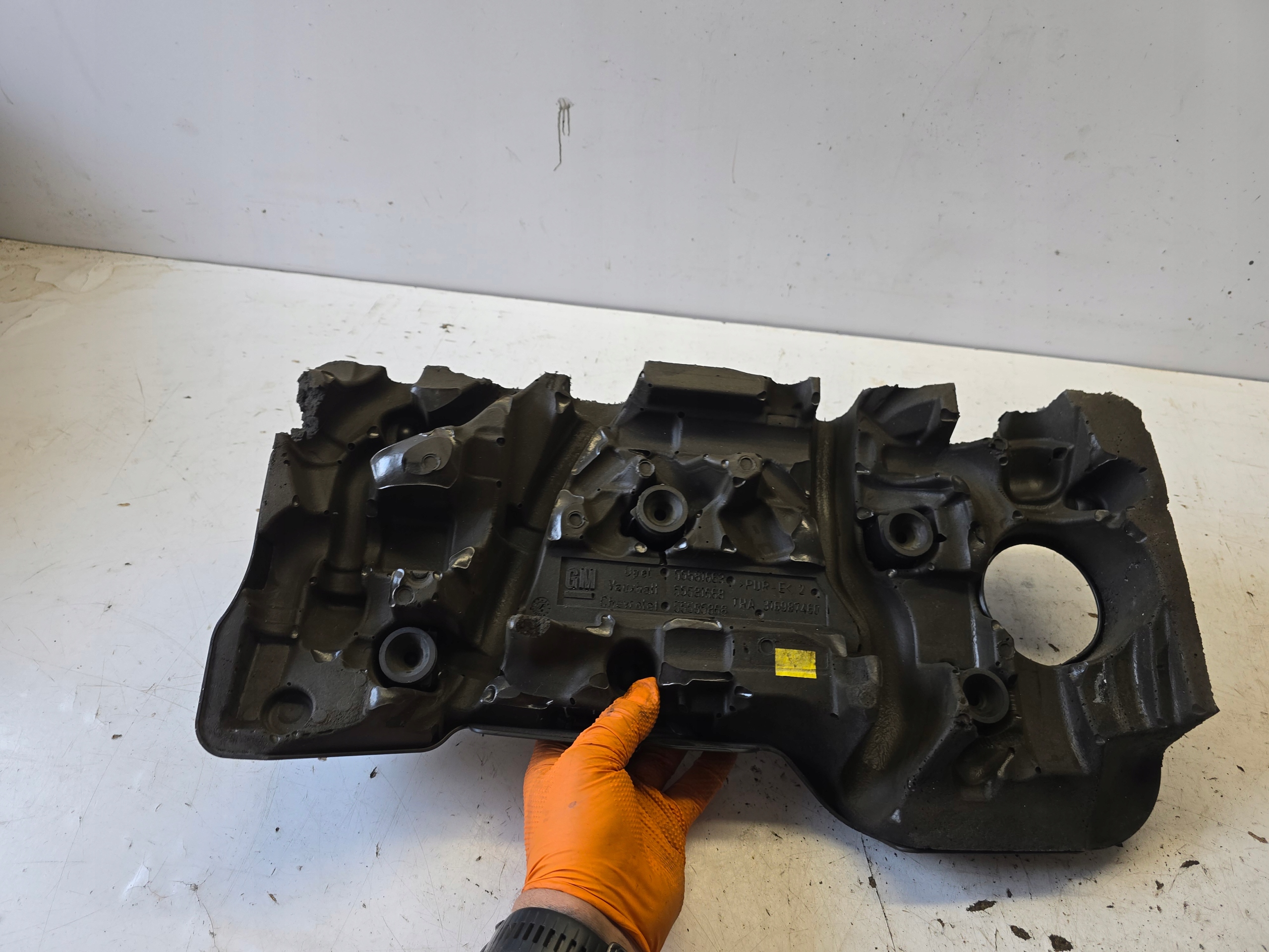 OPEL CORSA E upper motor cover 1.3 CDTI DIESEL