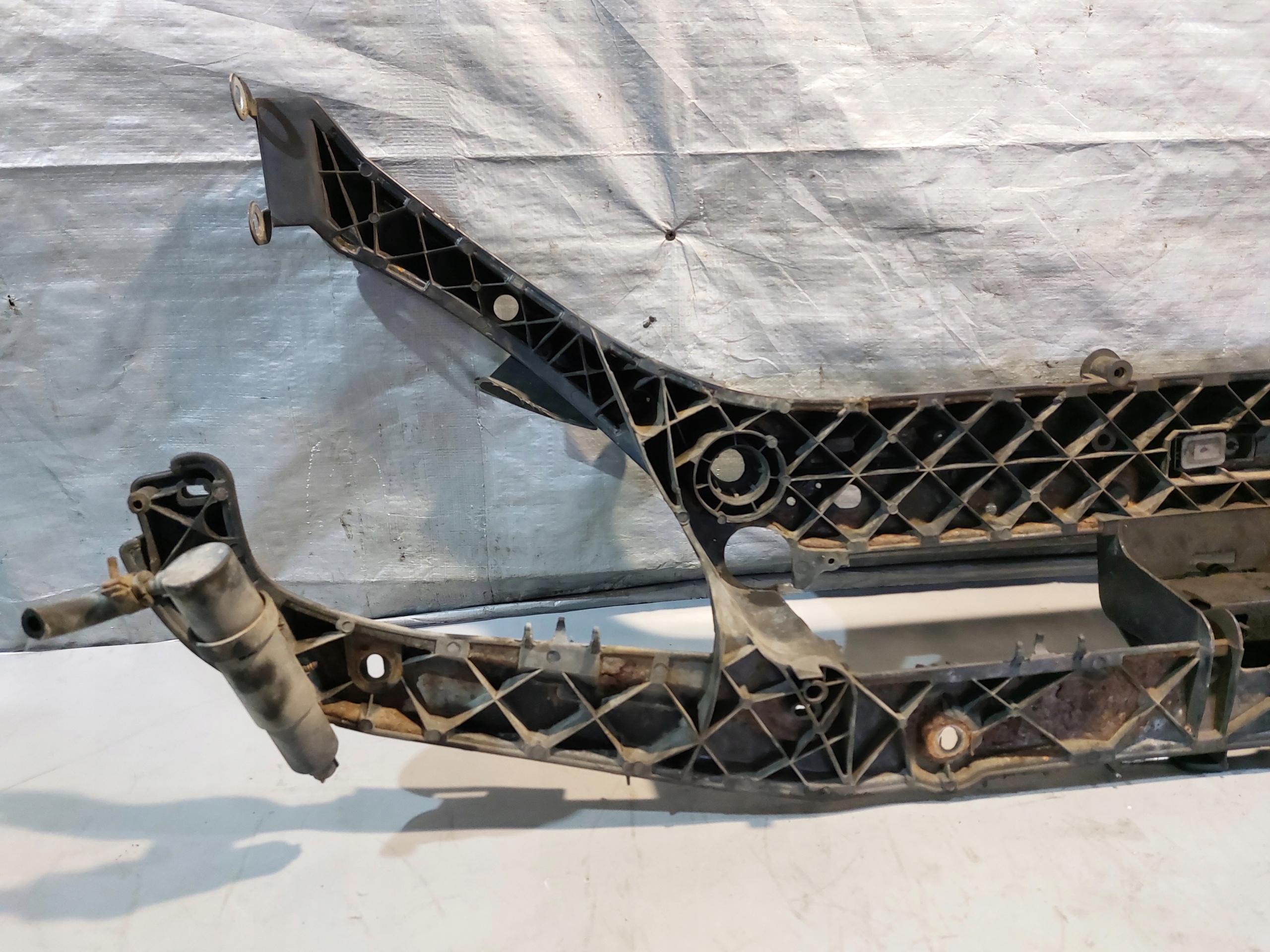 support panel for radiators pillar FORD FOCUS MKI MK1 LIFT