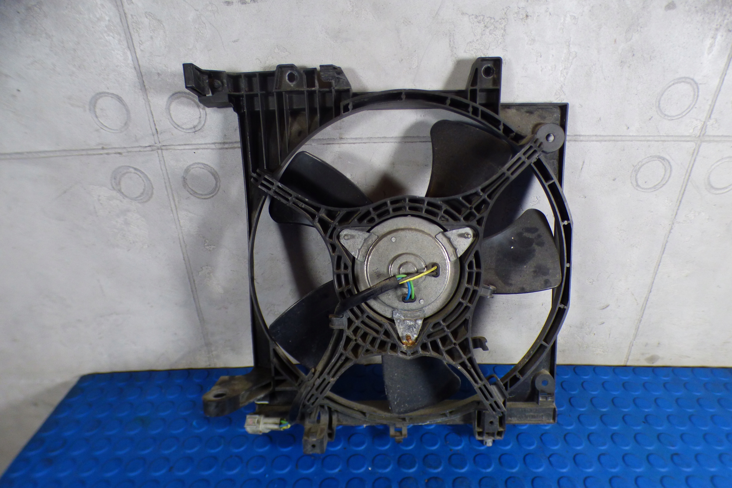 ventilátor chladiče 2M413-M2131 2M413-M2130 stBDB SUBARU FORESTER III 2.0D