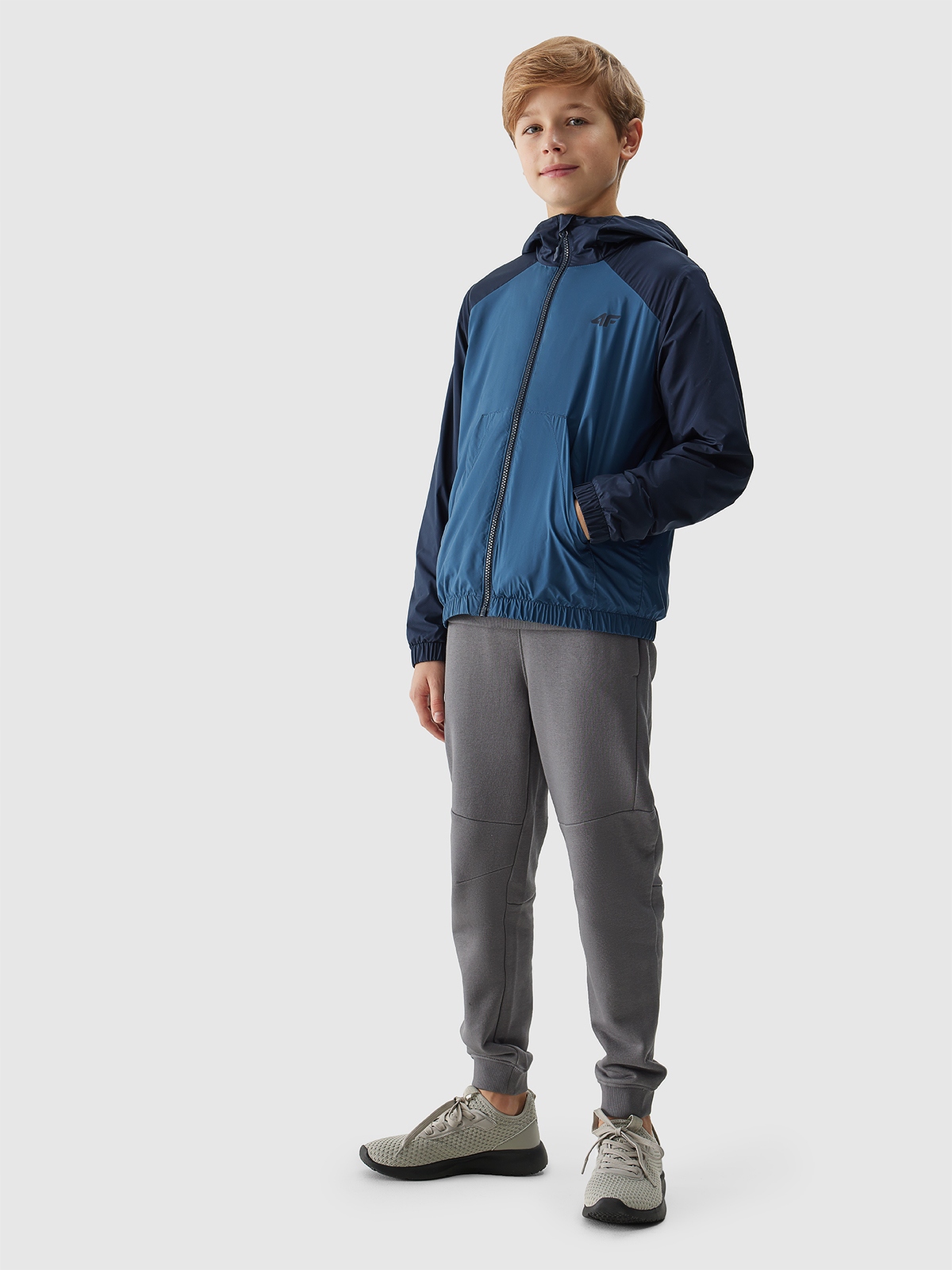 4F KURTKA PRZEJŚCIOWA CHŁOPIĘCA WIOSENNA JEIENNA SS24 Rozmiar (new) 146