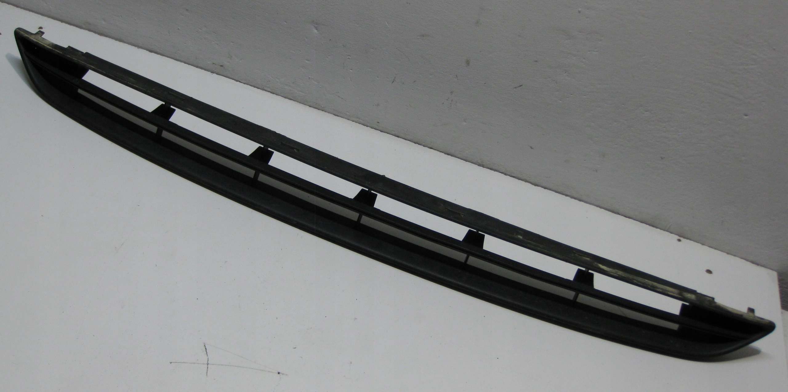 FORD B-MAX 13R 1.0EB grid of a bumper front AV11-17K945-AB