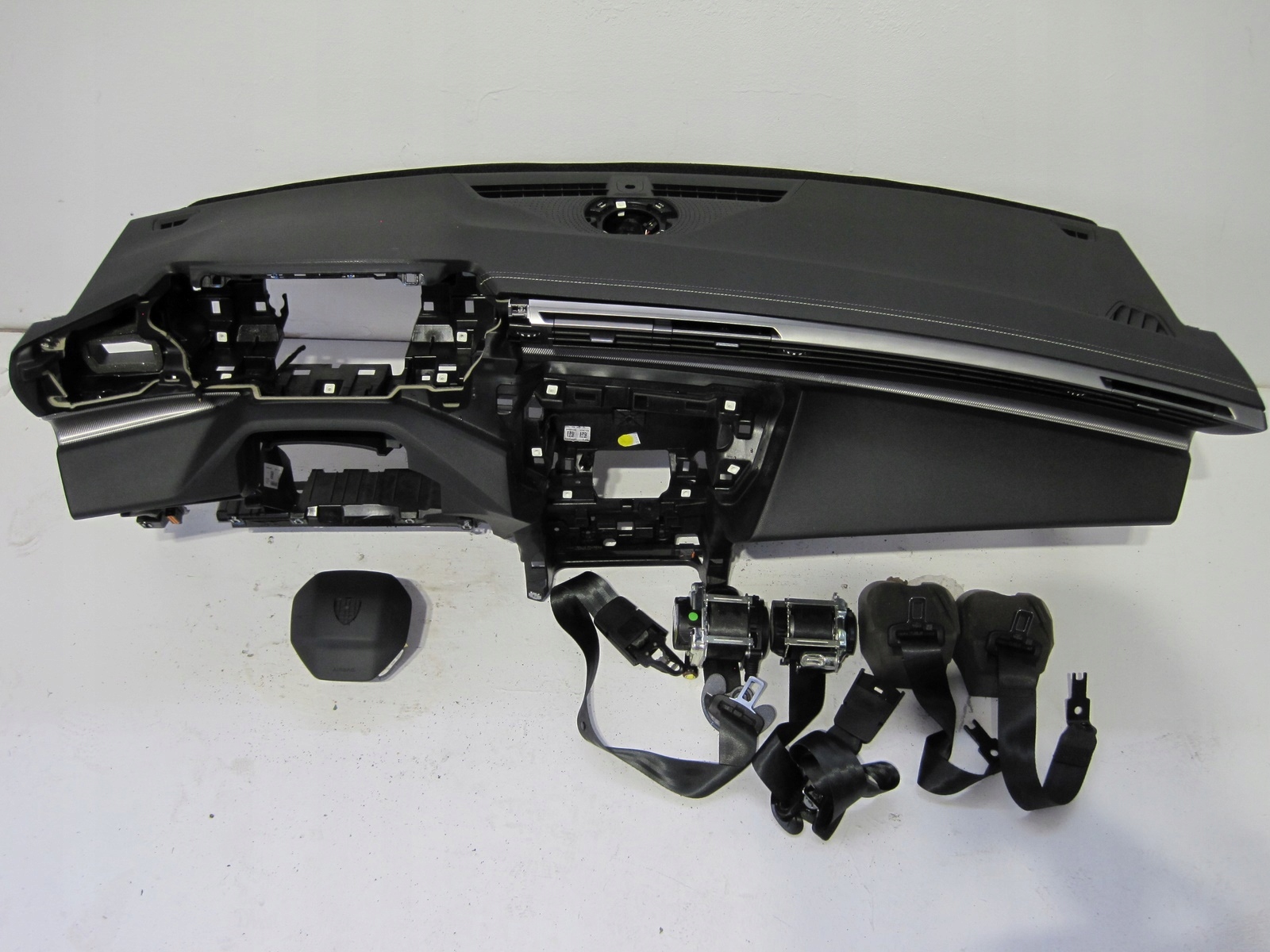dashboard PEUGEOT 308 T10