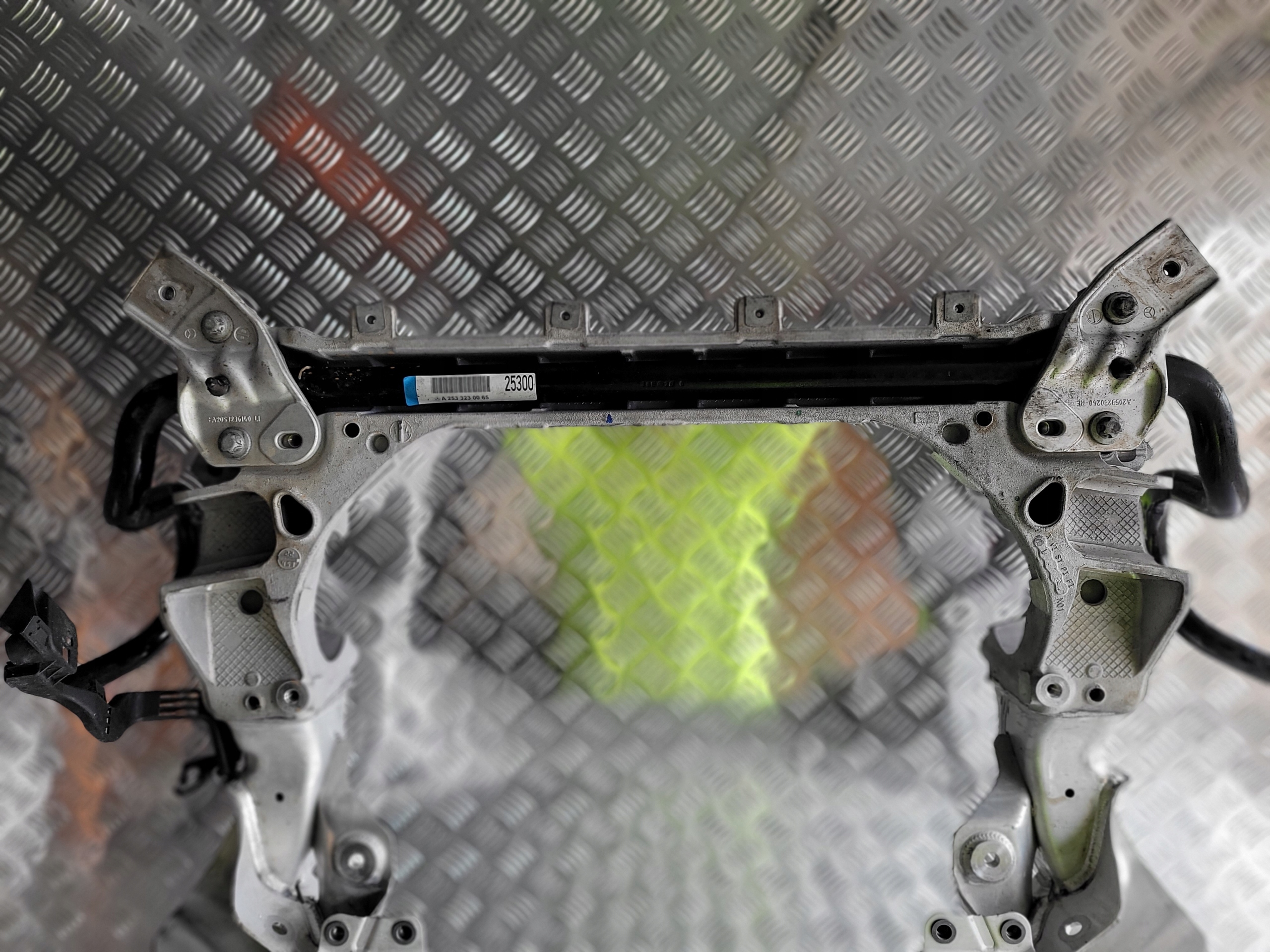 MERCEDES C253 2023 рама подрамник балка оригинал