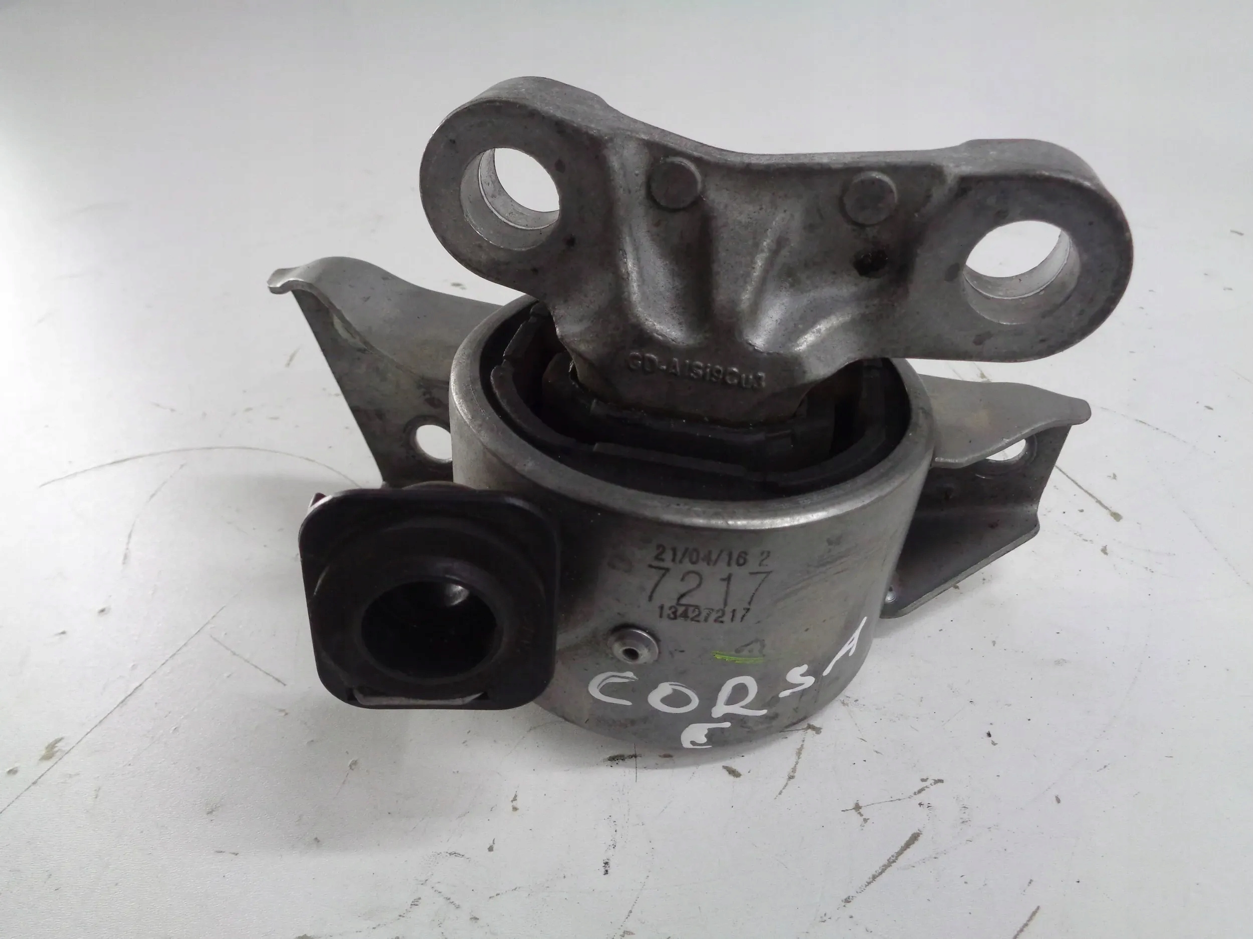 OPEL CORSA E 14-19 1.4T HOLDER ENGINE MOUNT 13427217