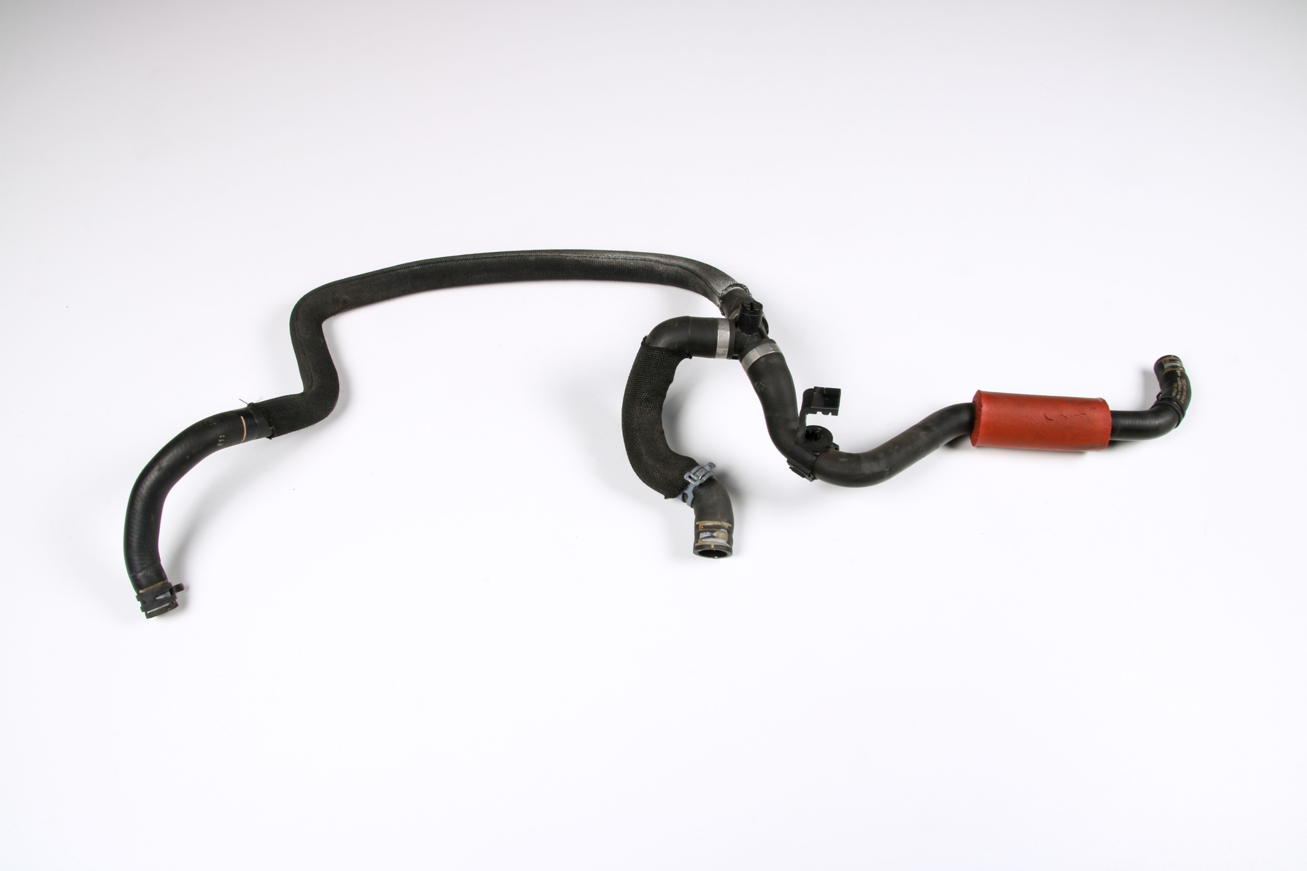 AUDI A8 D4 4H LIFT шланг водопровод 4H1819344B