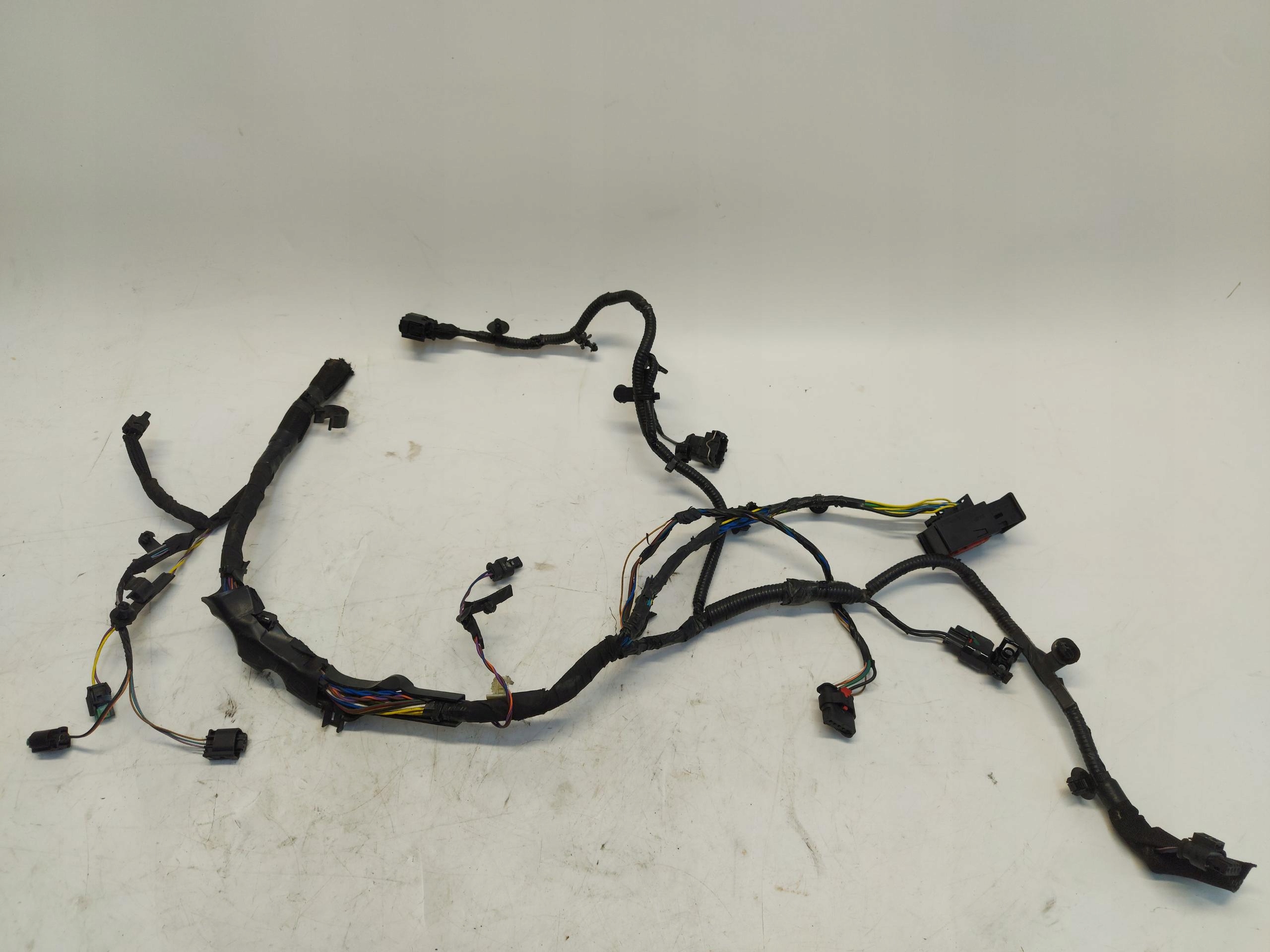 Range Rover VELAR L560 2.0d 2021r bundle wiring right front CIETA !