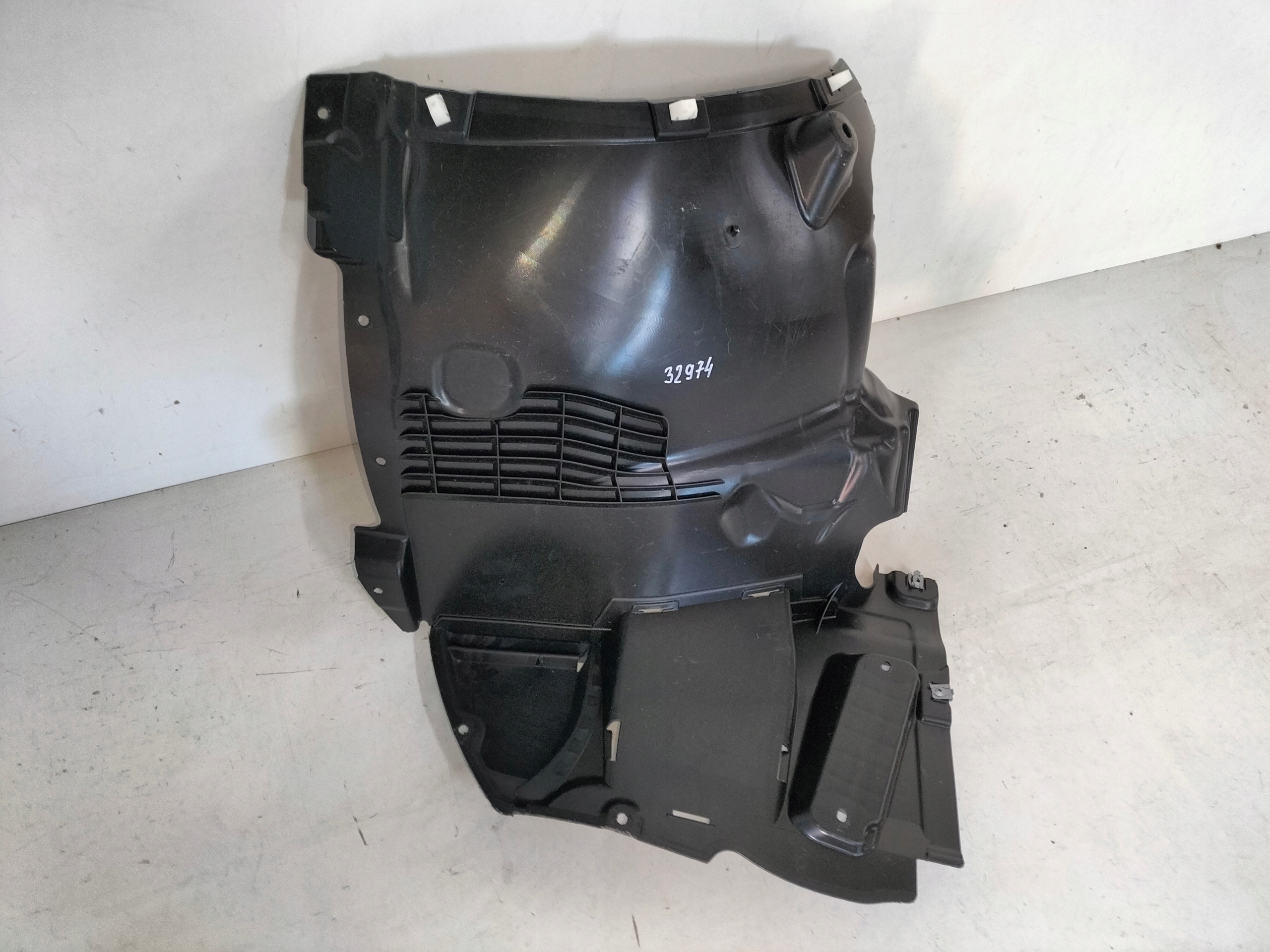 mudguard front front right AUDI A4 B10 23- part front