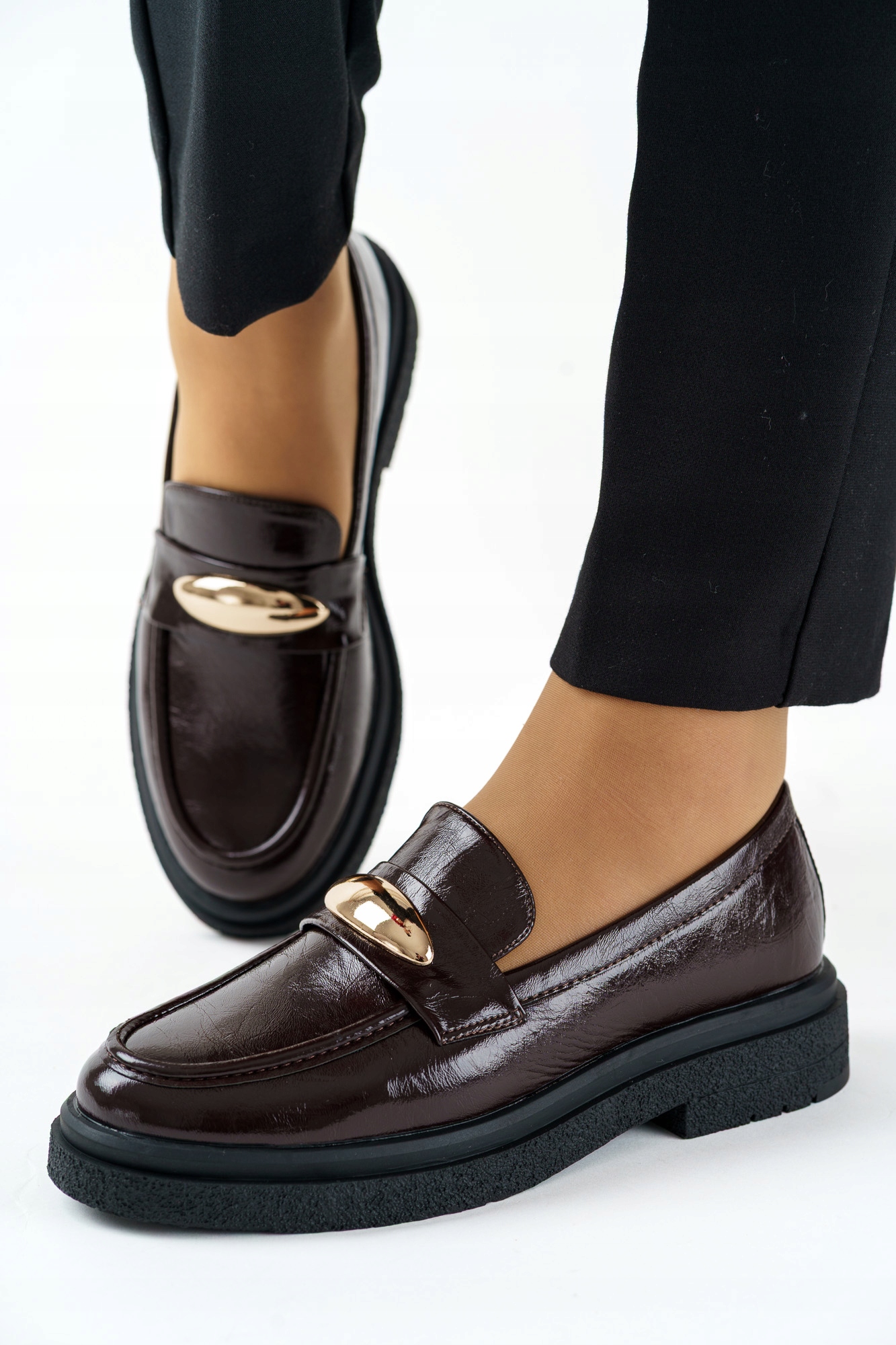 Mokasyny damskie na płaskim spodzie brązowe 39