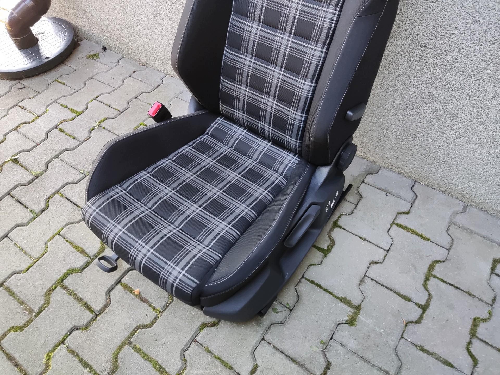 seat left front front driver´s VOLKSWAGEN GOLF VII GTD 2012-2016