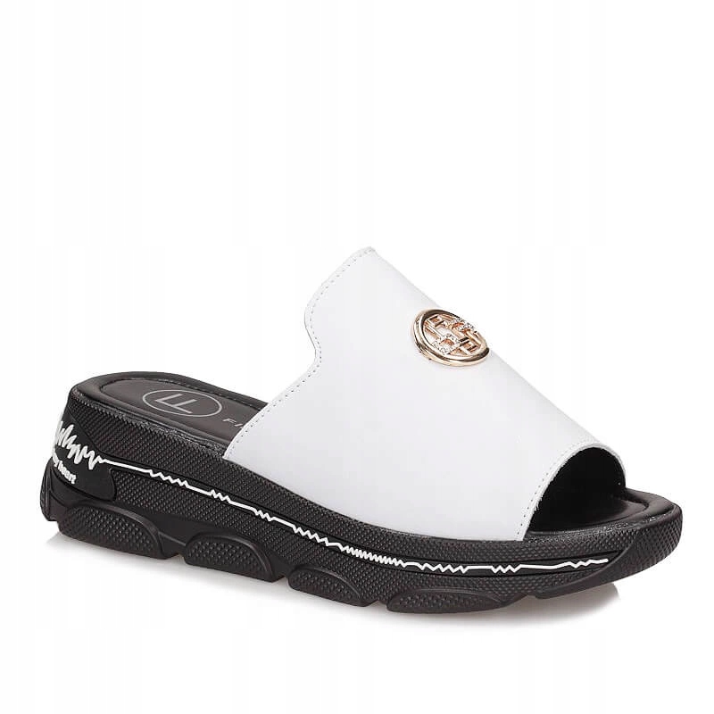 Elegantní nazouváky na platformě Filippo DK3872/25 Wh