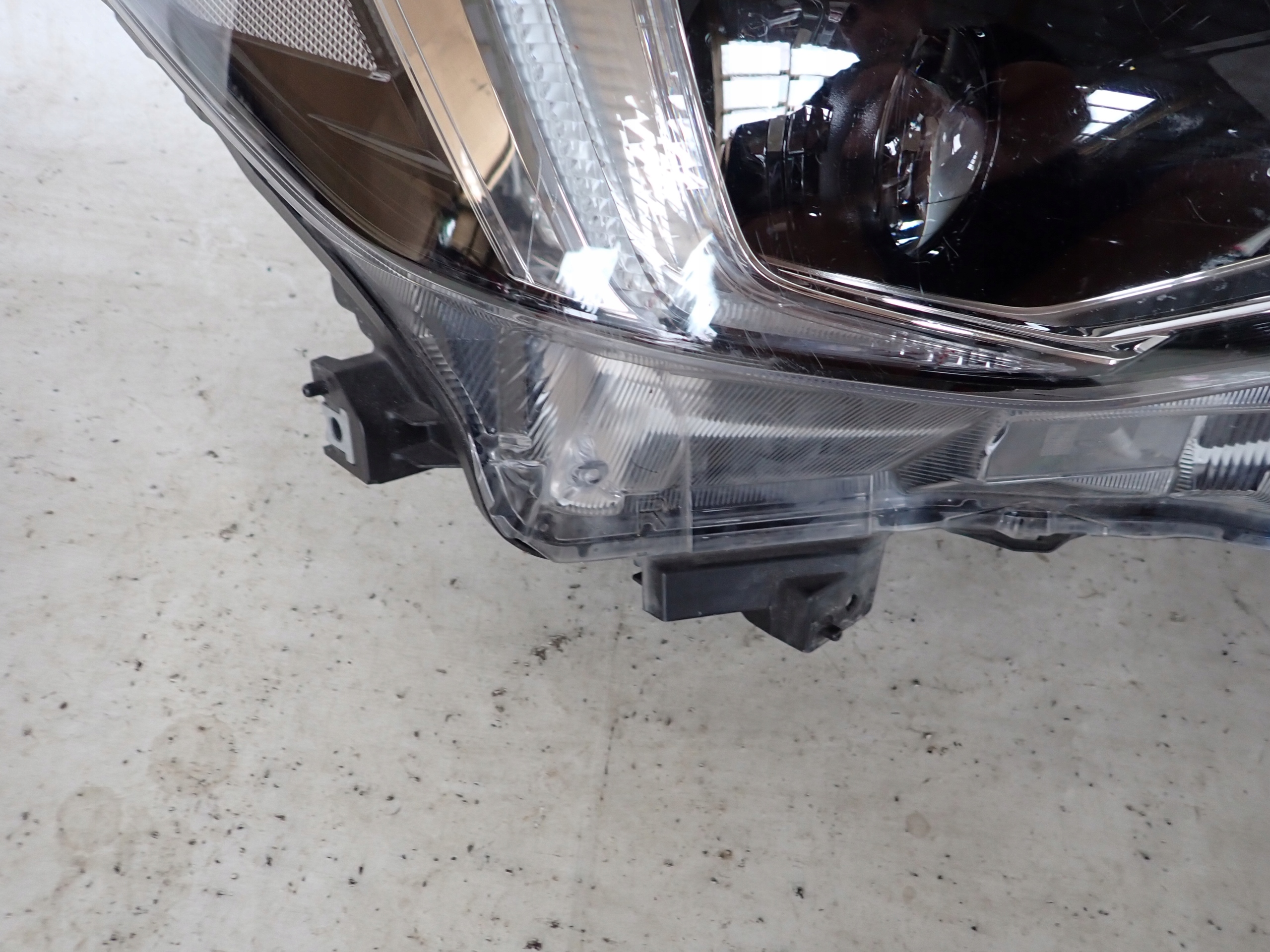 SUBARU XV II LIFT 20- light right front front FULL LED