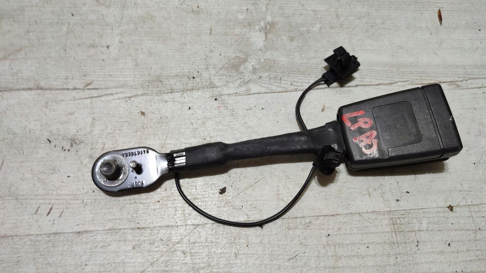 klamra supports left front Opel Astra K