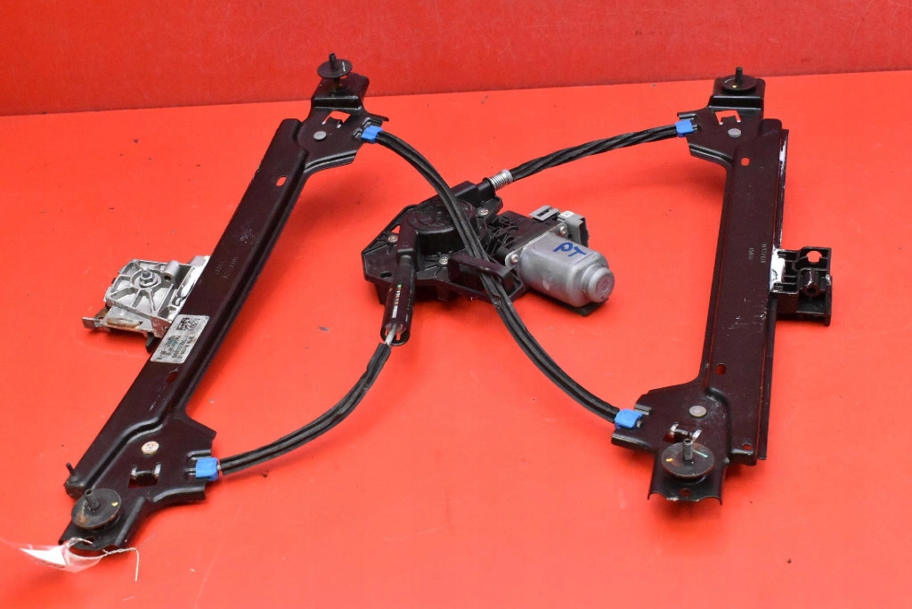 window regulator right rear part EU 1028821-00-B TESLA MODEL X 90D 15-21