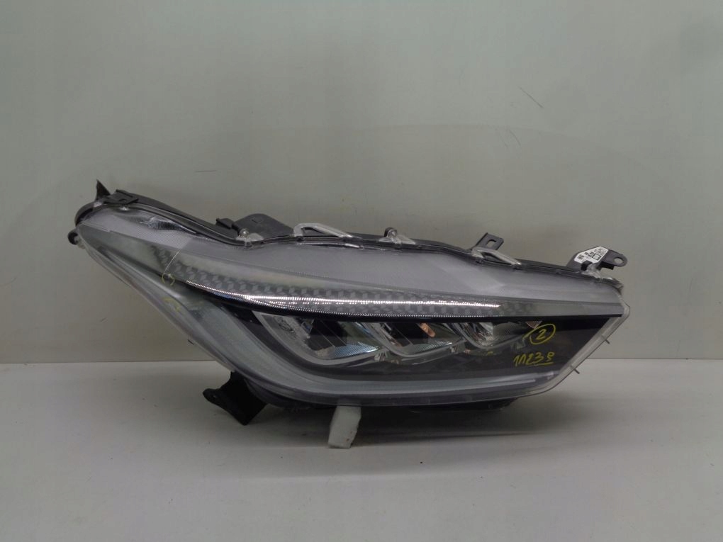 TOYOTA YARIS 4 IV P21 FULL LED 20- light right
