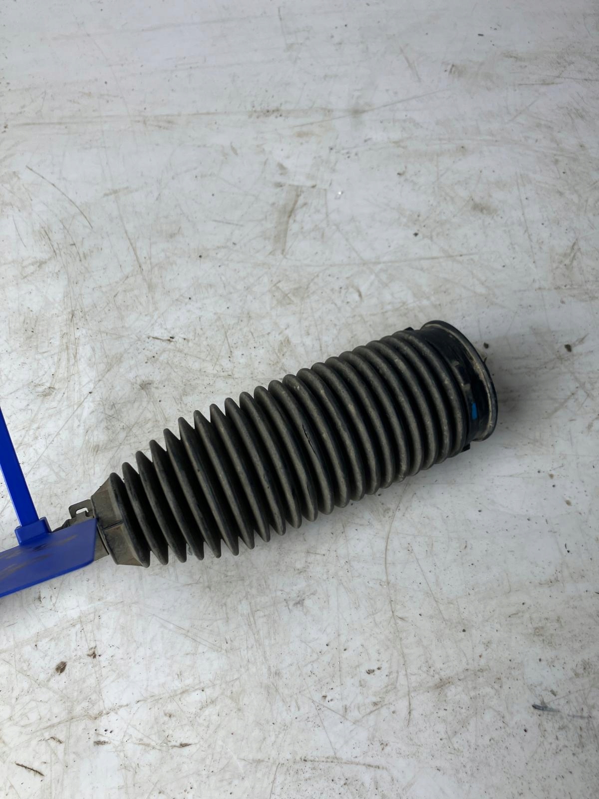 pipe end DRAZKA of control TESLA MODEL S left front
