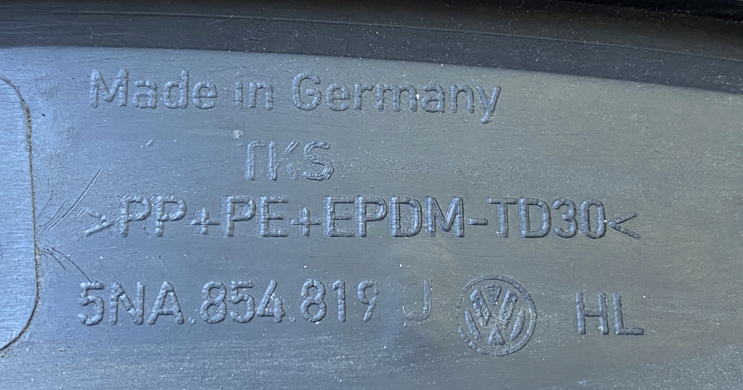 VW TIGUAN fedél lista sárvédöt bal far