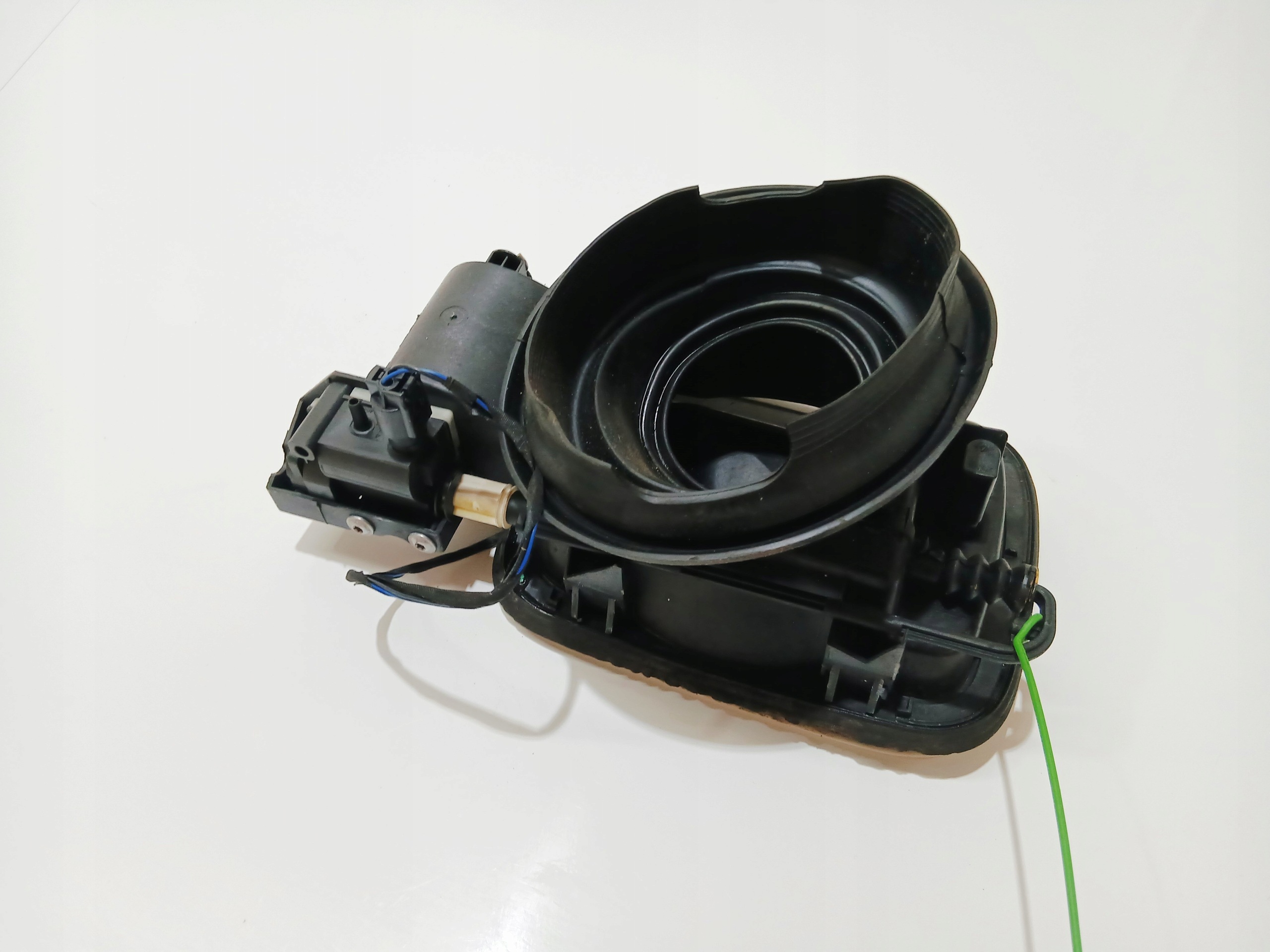 Volet trappe carburant Carburant BMW X1 E84 2990139