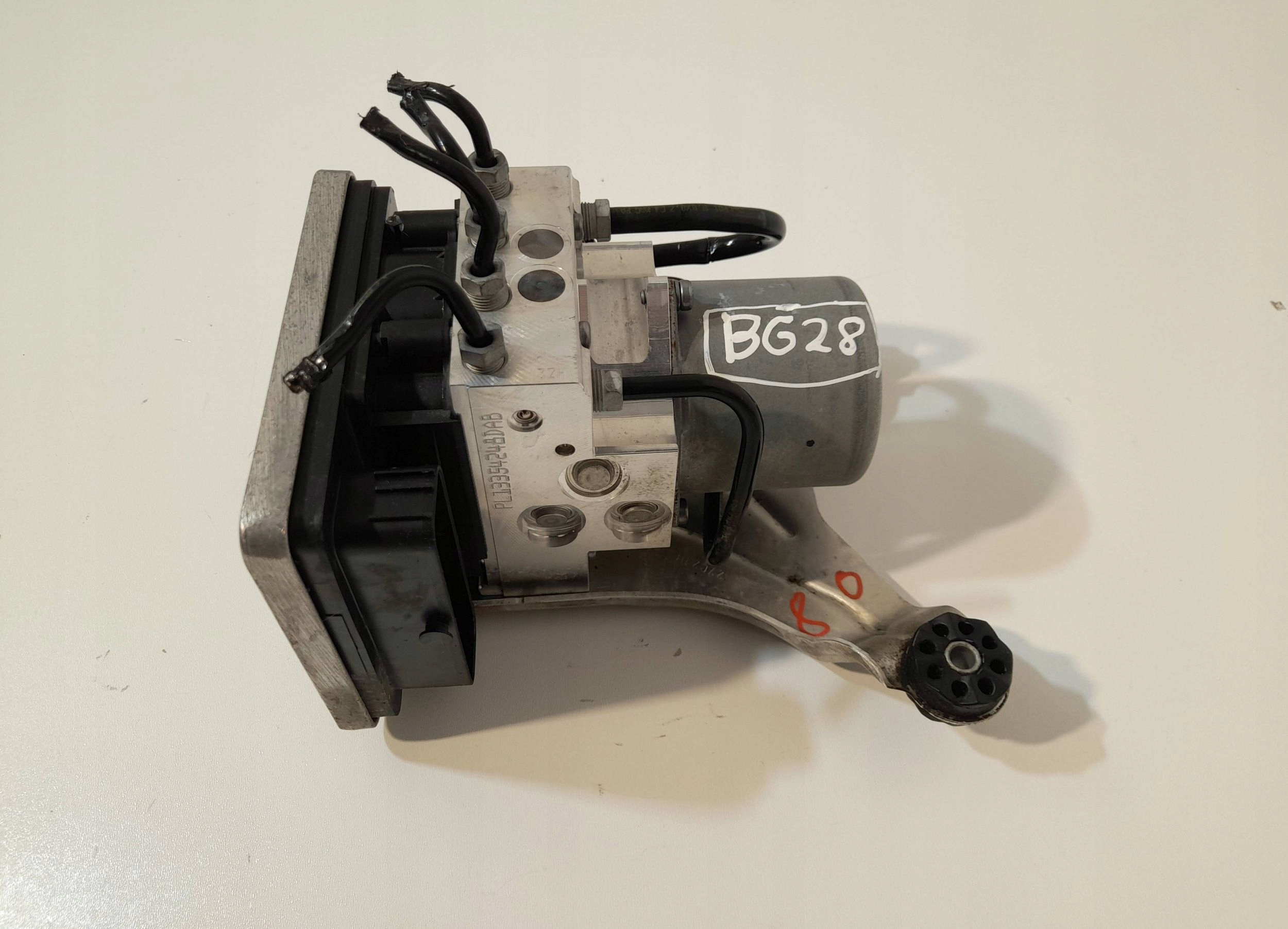 BMW 5 G30 G31 pump ABS 5A4F1E4 (BG28)
