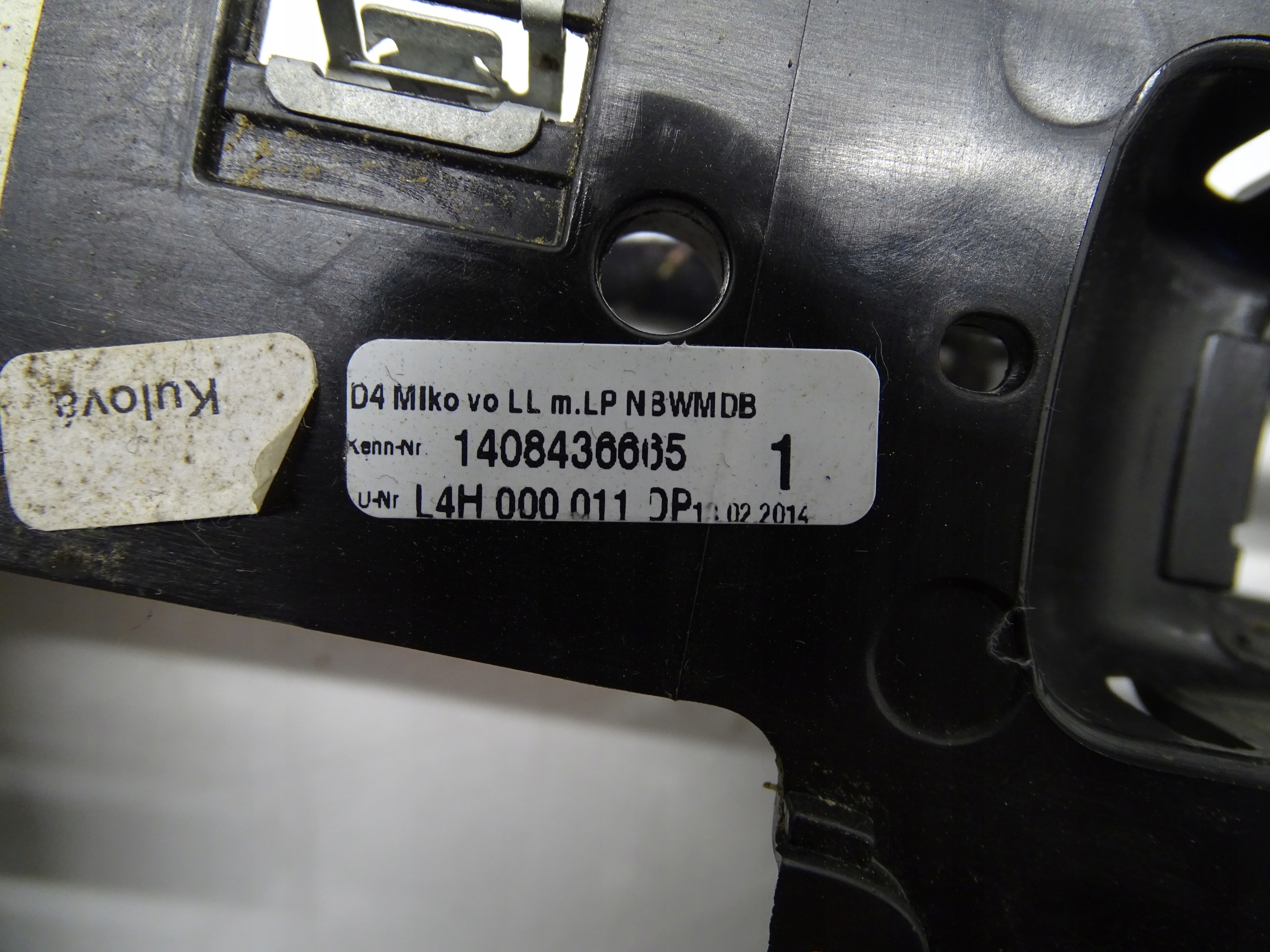 DEKOR TUNEL central AUDI A8 DS8 D4