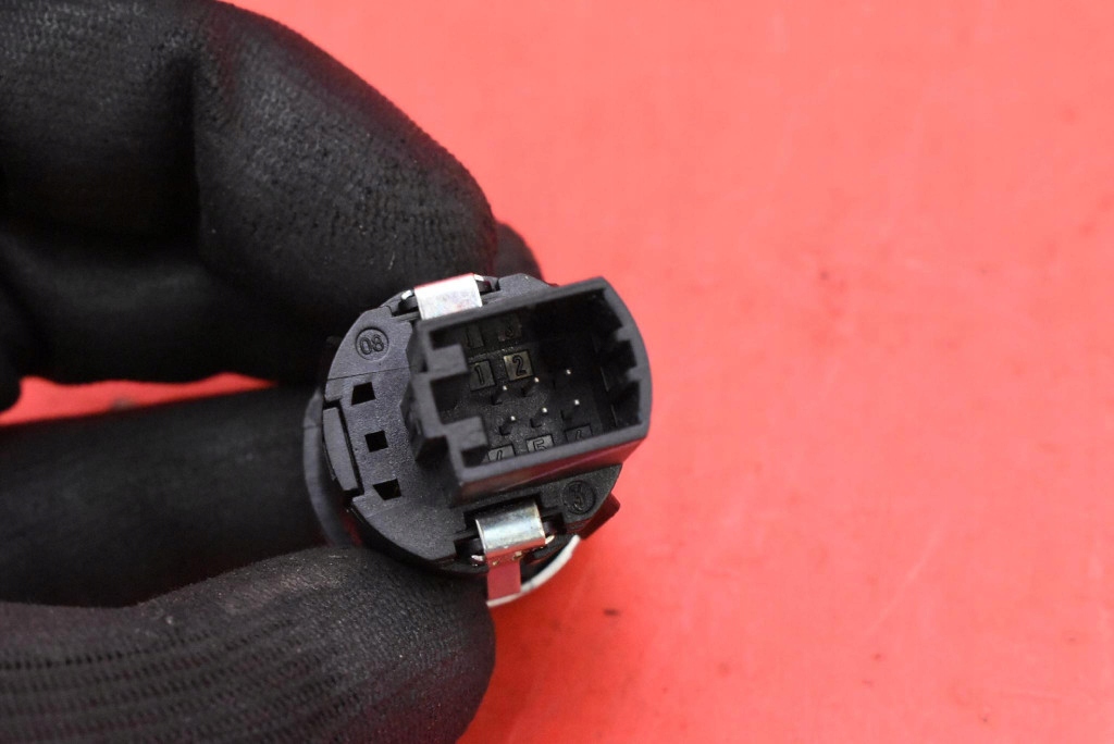 ignition key button 4H0909131 AUDI A6 C7 2.0 TDI 190 KM LIFT 14-20