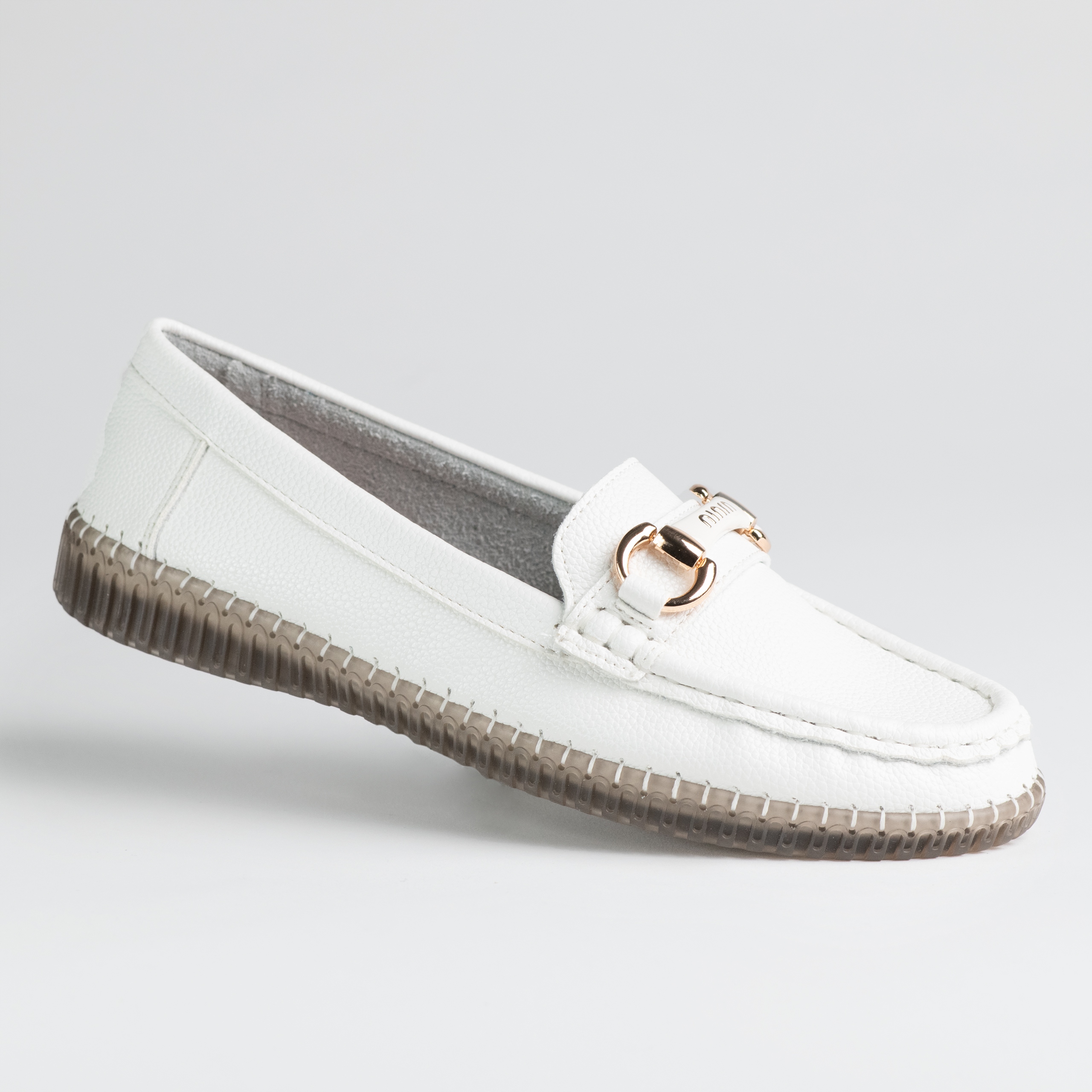 Elegantní mokasíny Goodin GD-FL6110 přírodní kůže zlatá spona bílá 38