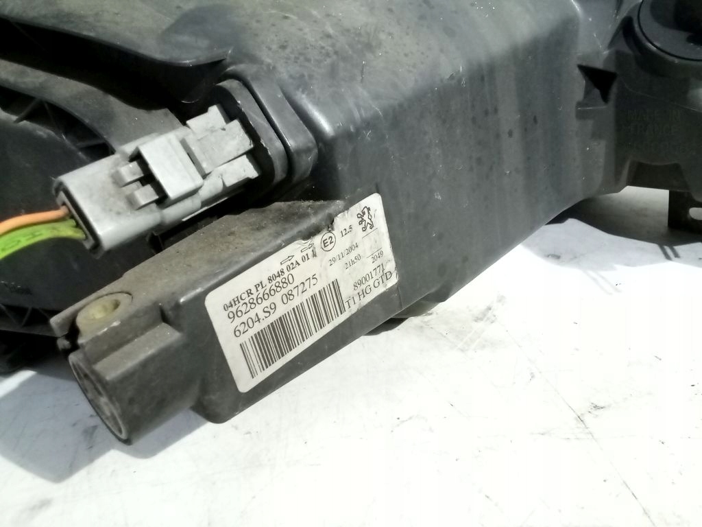 Peugeot 206 CC light left front 9628666880