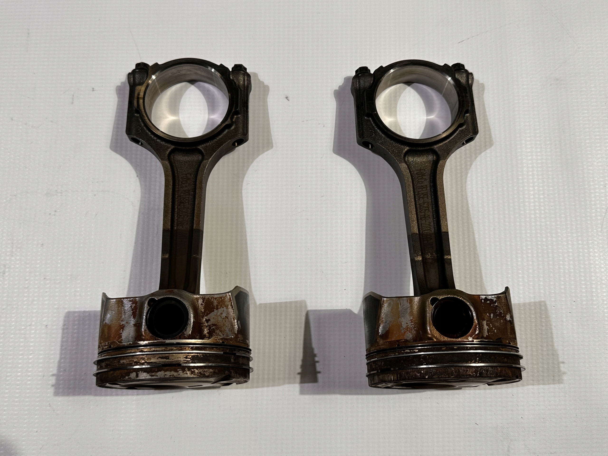 piston connecting rod Ford Explorer 2.3 2020+
