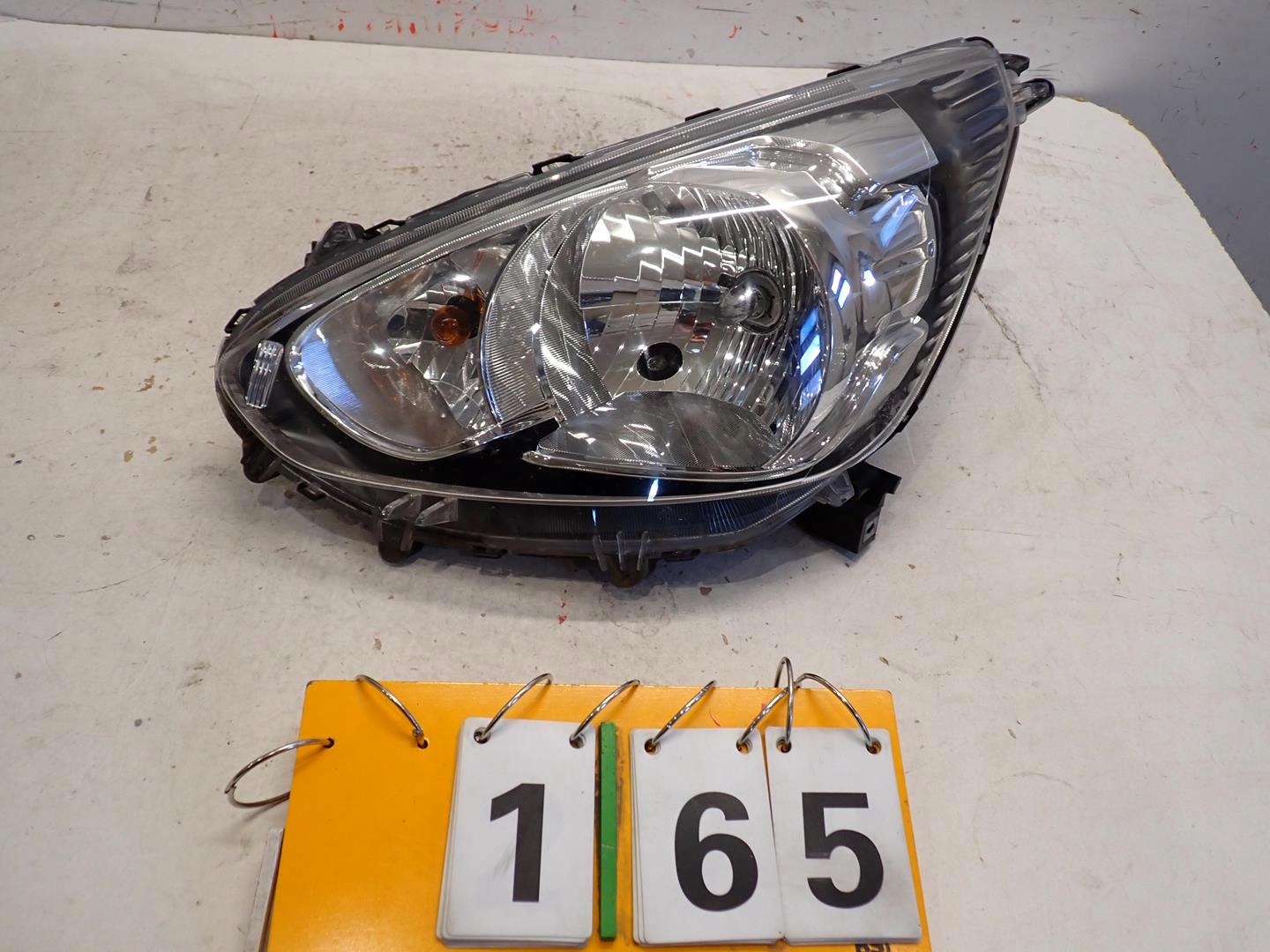 light front front left MITSUBISHI SPACE STAR II 2013