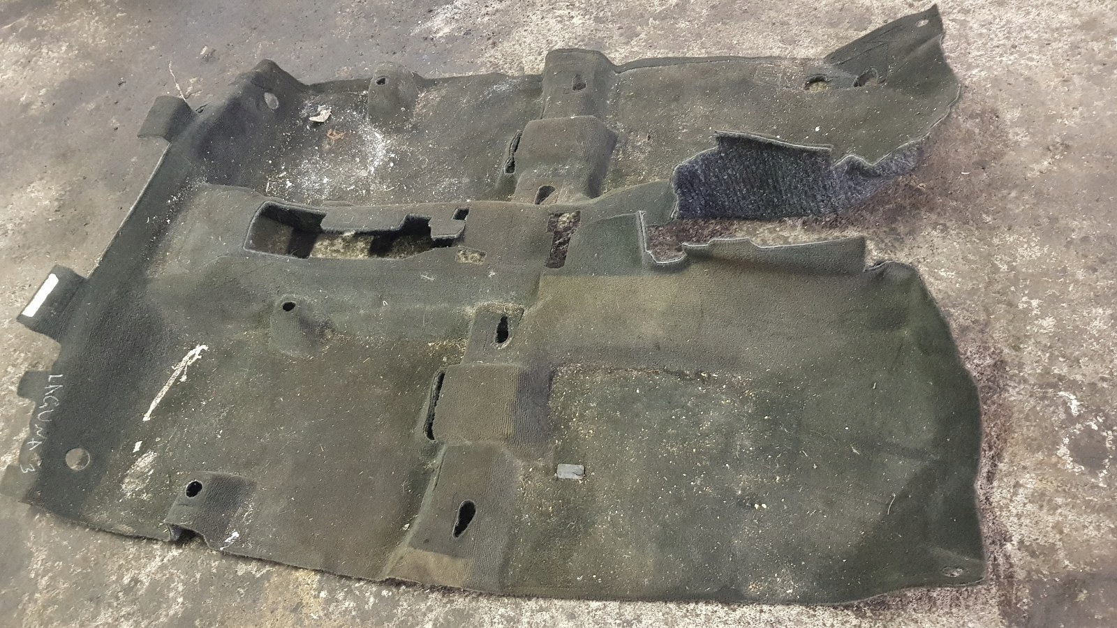 внутренний пола renault LAGUNA III HB