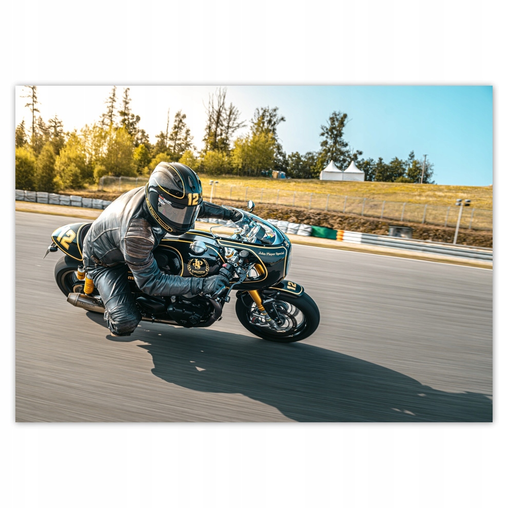 

Fototapety flizelina 208x146 Motor Ścigacz Triumph