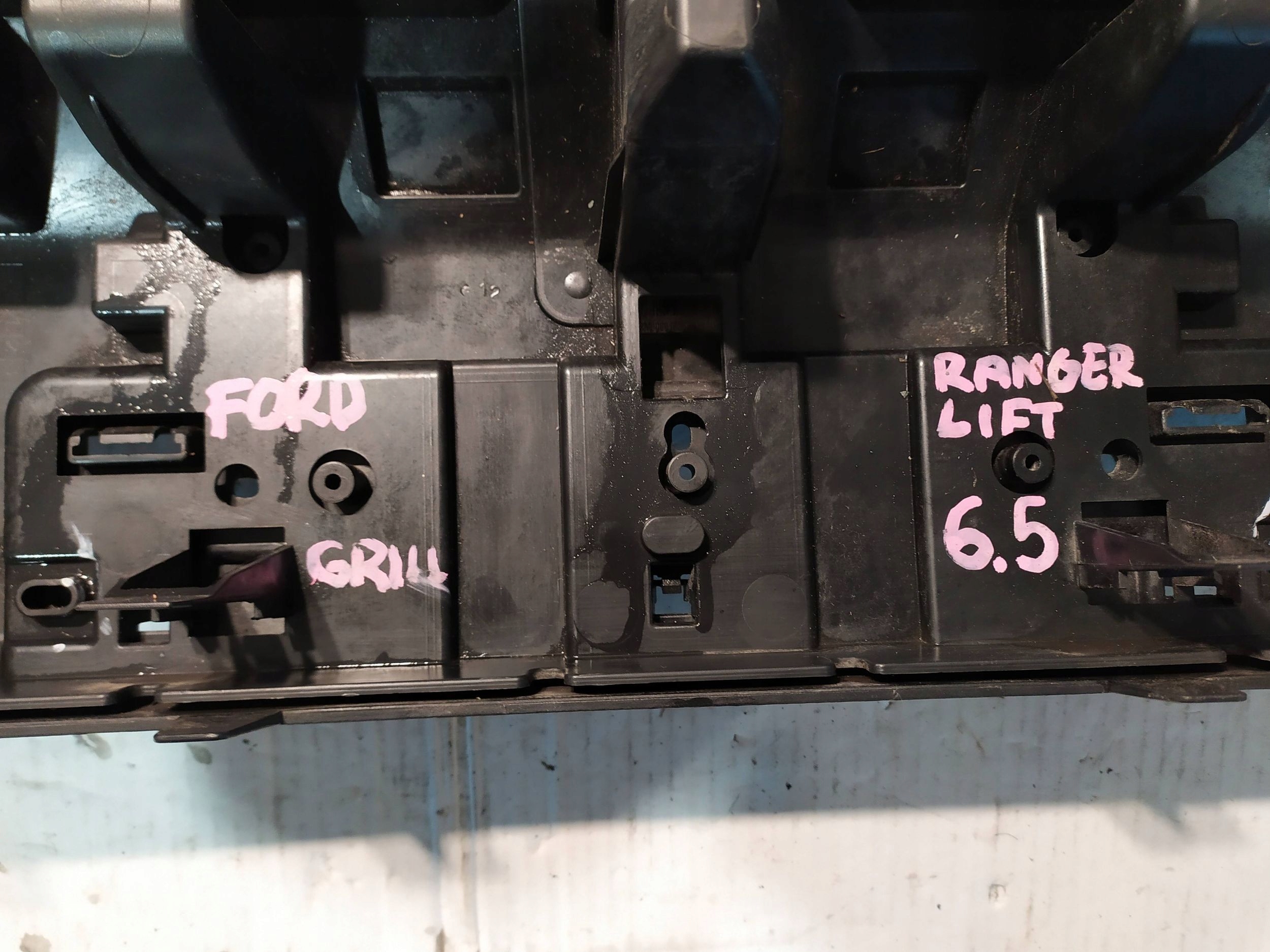 Ford Ranger 1 Mk1 Kühlergrill FRONTGRILL Kühlergitter - Thumbnail 11