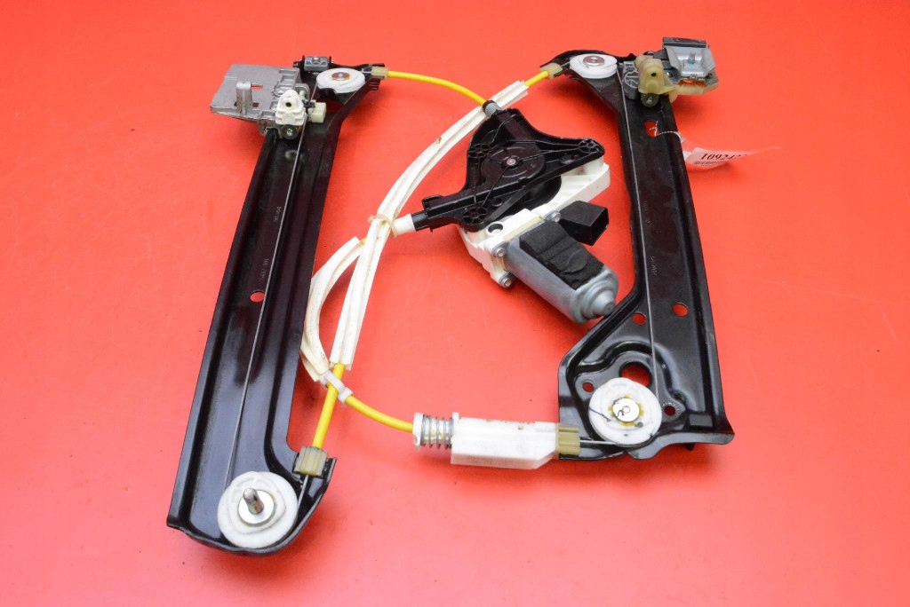 window regulator left rear part A61041-112 MERCEDES CLA C117 sedan 13-16