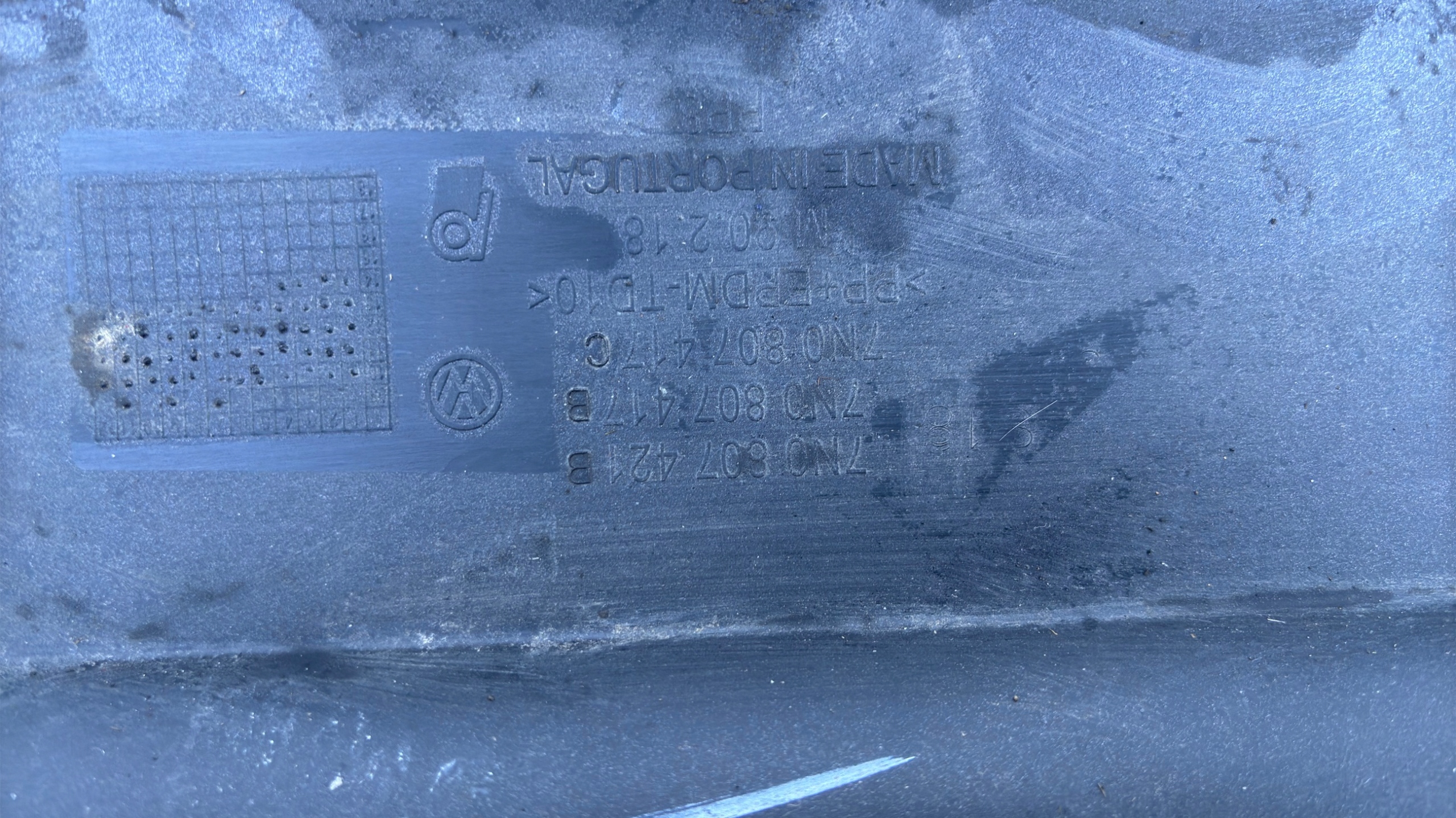 VW SHARAN ALHAMBRA 7N bumper rear part 4XPDC 7N0807421B LA31